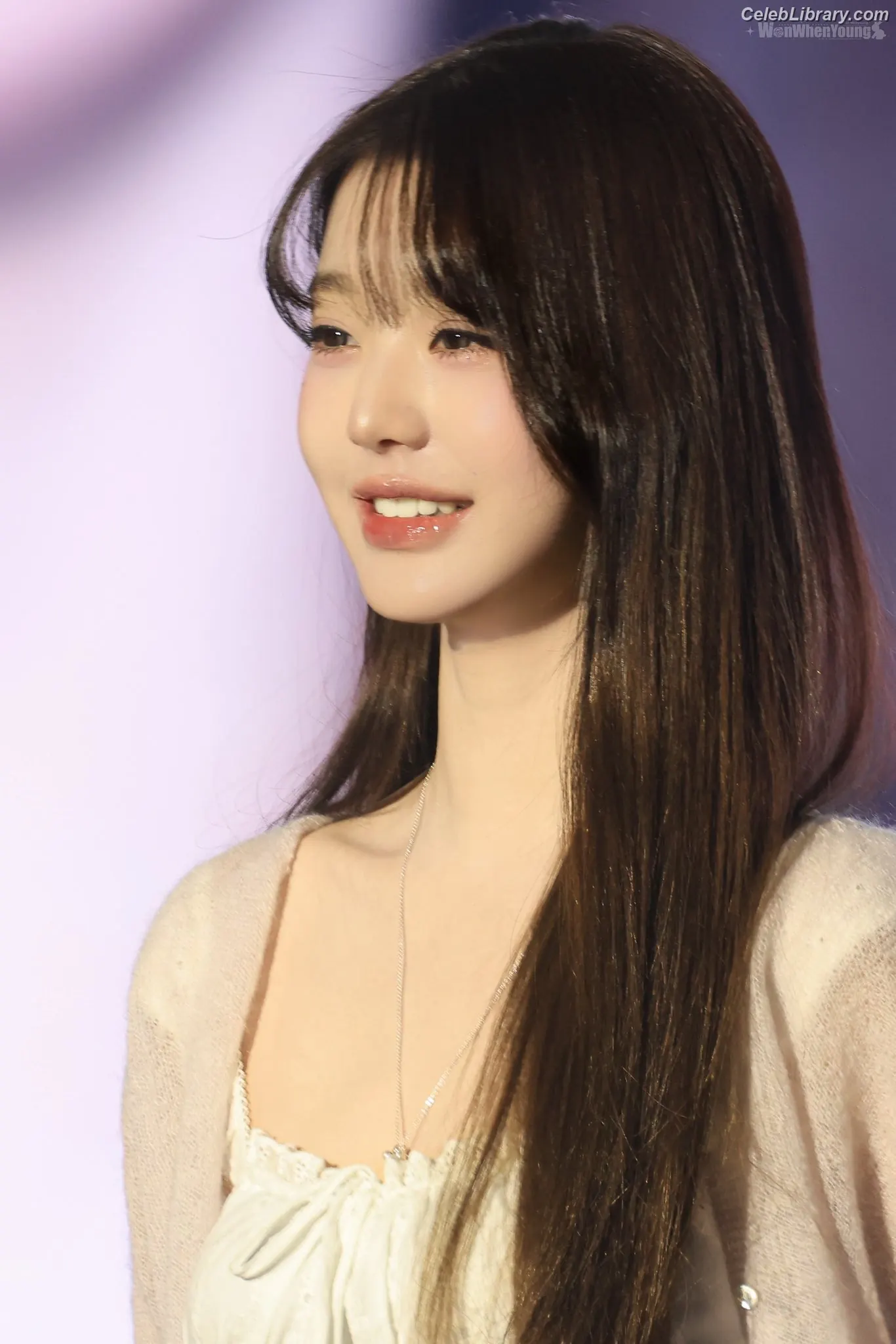 Jang Won-young 장원영 WONYOUNG photo 18 of 5845