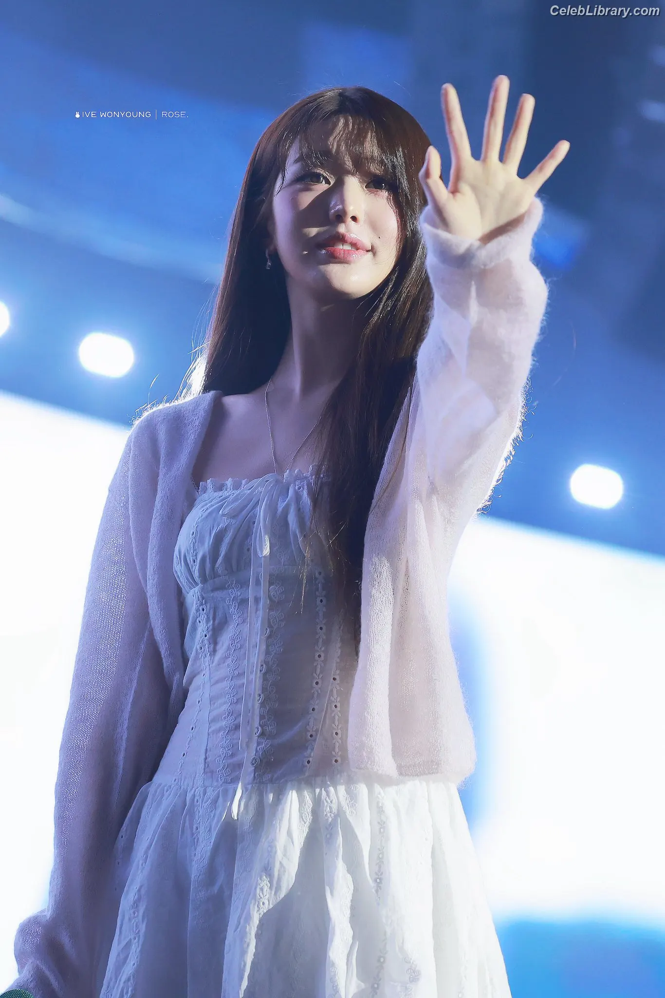 Jang Won-young  장원영 WONYOUNG photo 5 of 5845