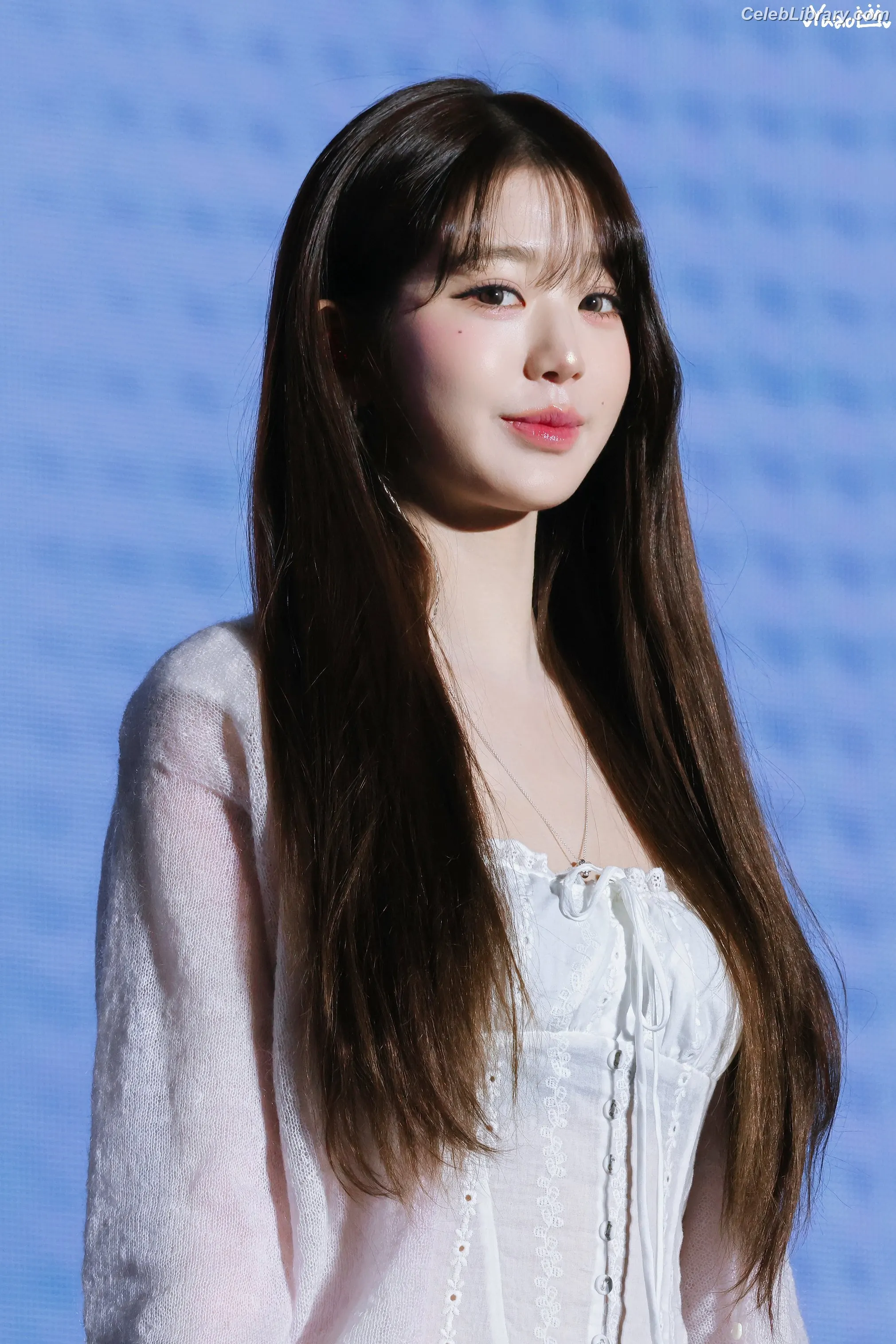 Jang Won-young  장원영 WONYOUNG photo 11 of 5845