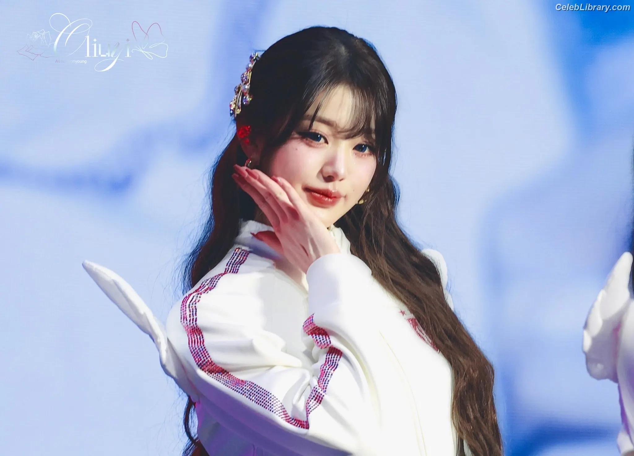 Jang Won-young 장원영 WONYOUNG photo 1 of 5845