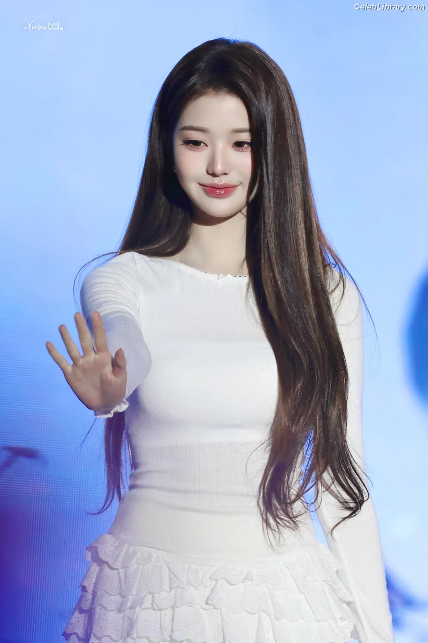 Jang Won-young  장원영 WONYOUNG photo 4 of 5845