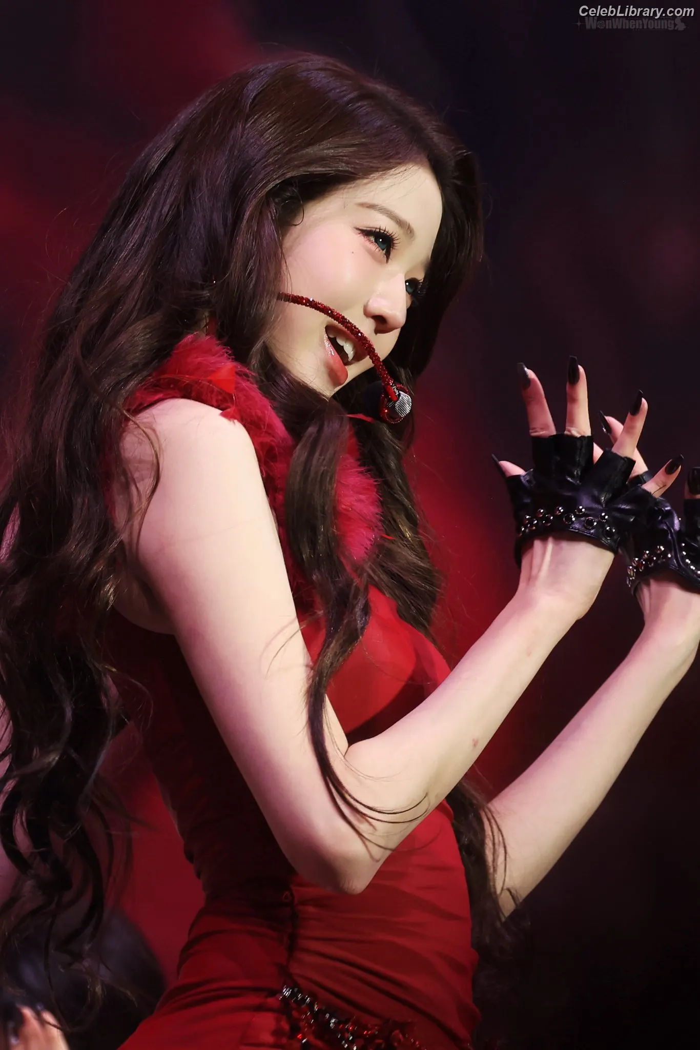Jang Won-young  장원영 WONYOUNG photo 10 of 5845