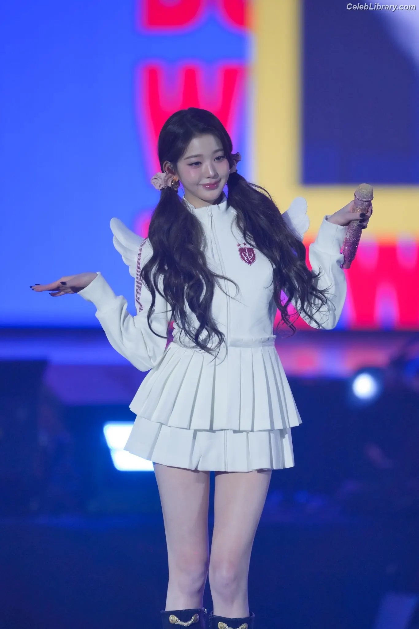Jang Won-young  장원영 WONYOUNG photo 4 of 5845