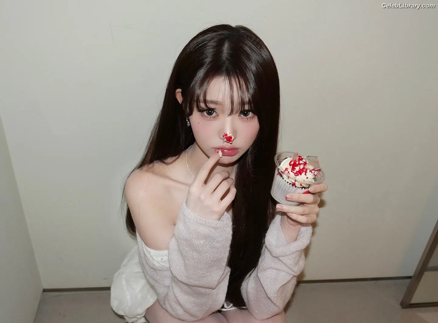 Jang Won-young 장원영 WONYOUNG photo 15 of 5845