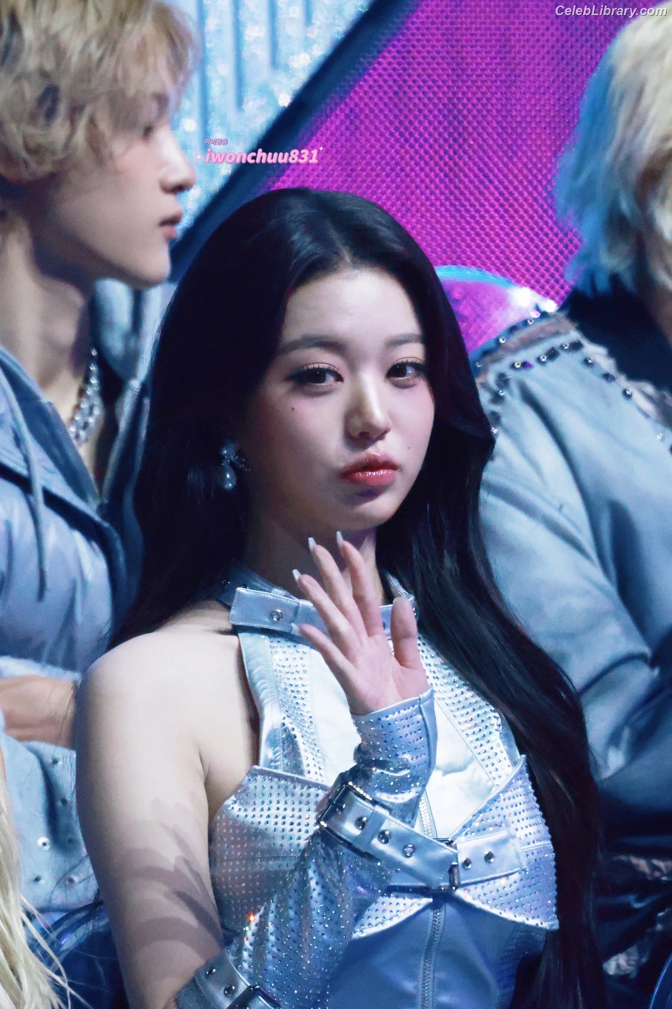 Jang Won-young 장원영 WONYOUNG photo 18 of 5845