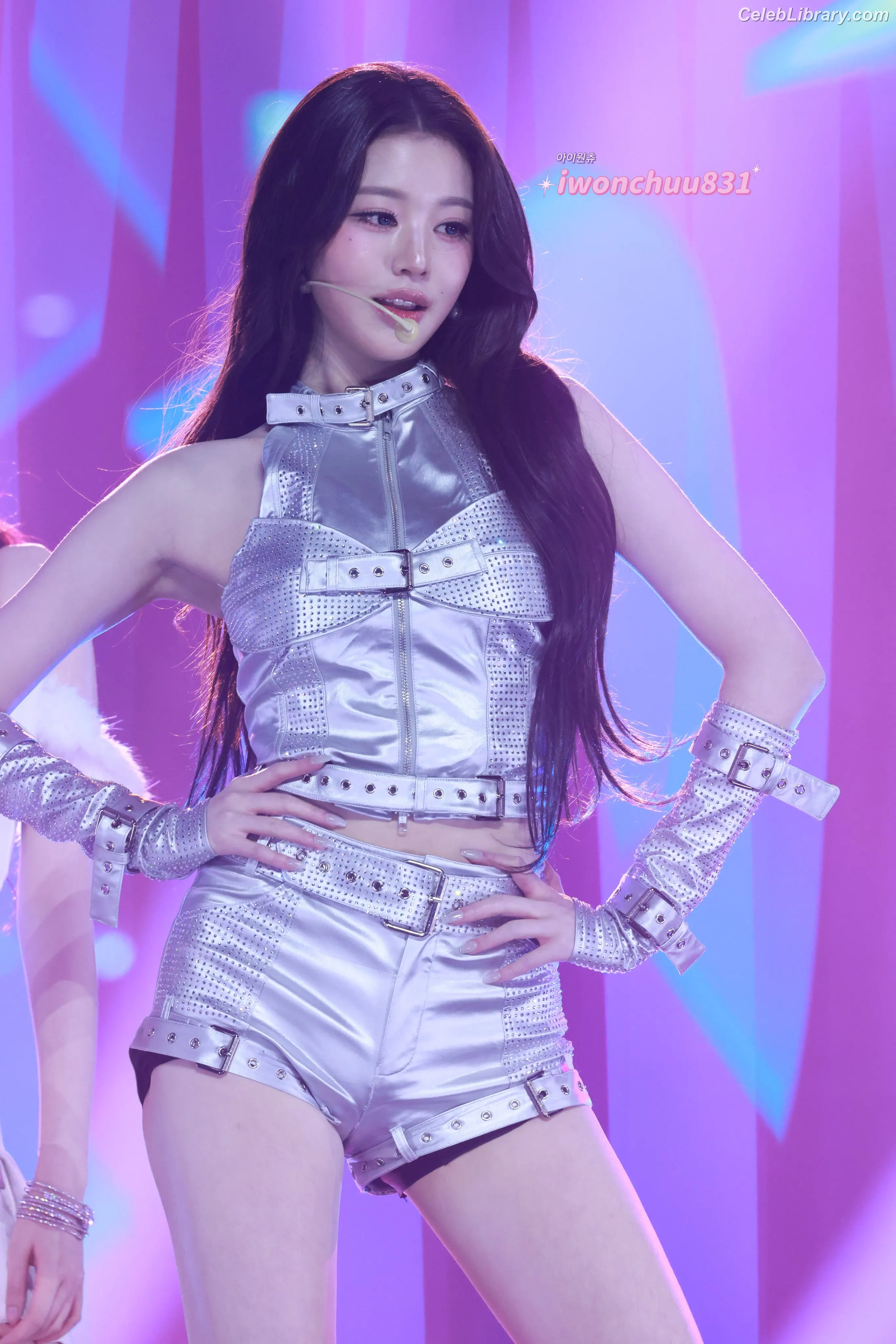 Jang Won-young 장원영 WONYOUNG photo 21 of 5845