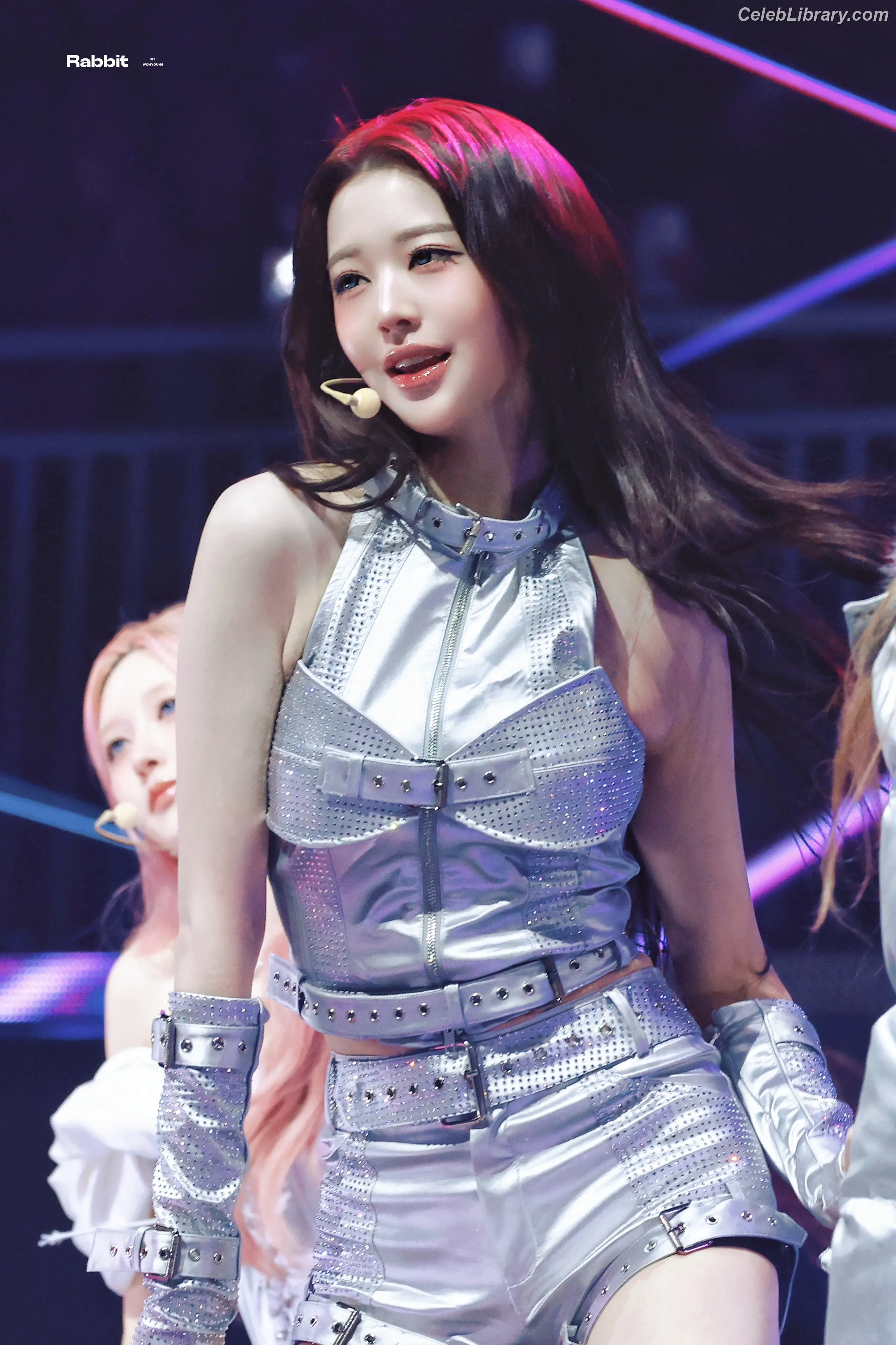 Jang Won-young  장원영 WONYOUNG photo 1 of 5845