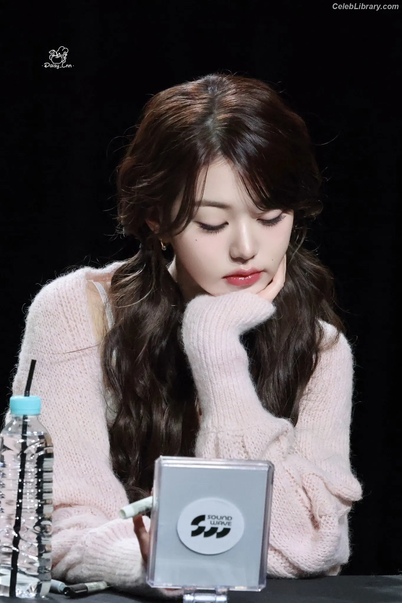 Jang Won-young  장원영 WONYOUNG photo 24 of 5845