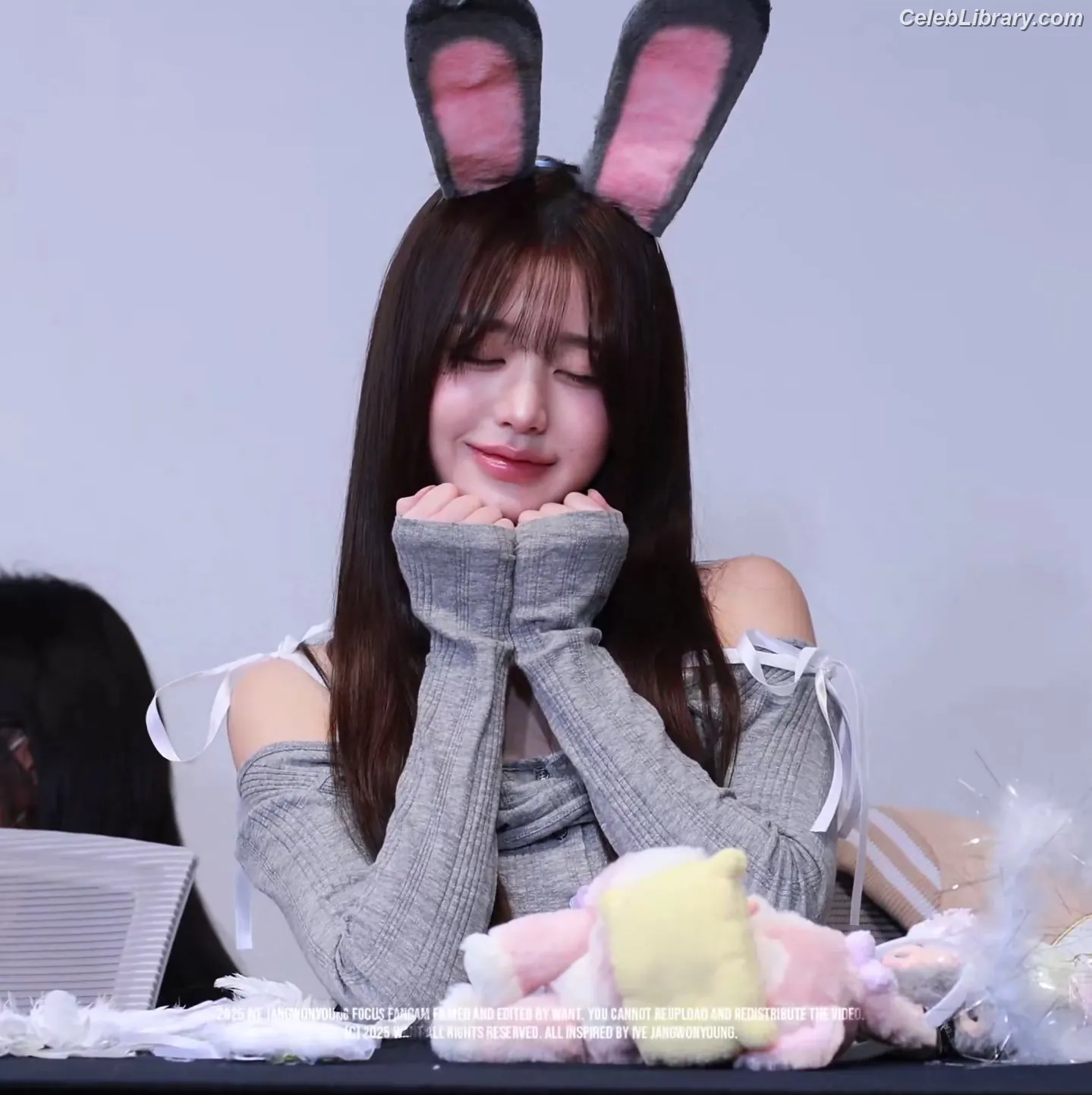 Jang Won-young  장원영 WONYOUNG photo 15 of 5845