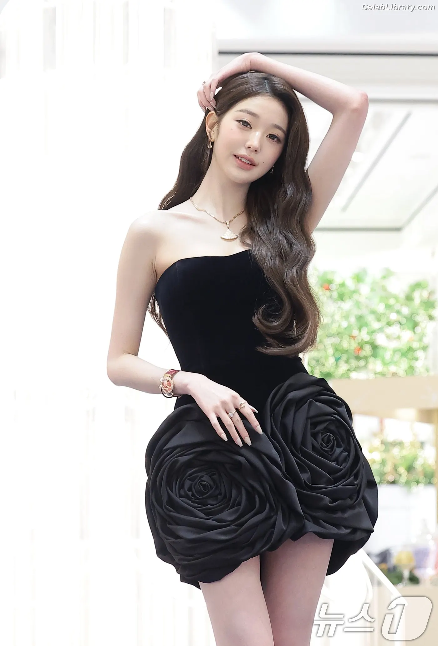 Jang Won-young  장원영 WONYOUNG photo 15 of 5845