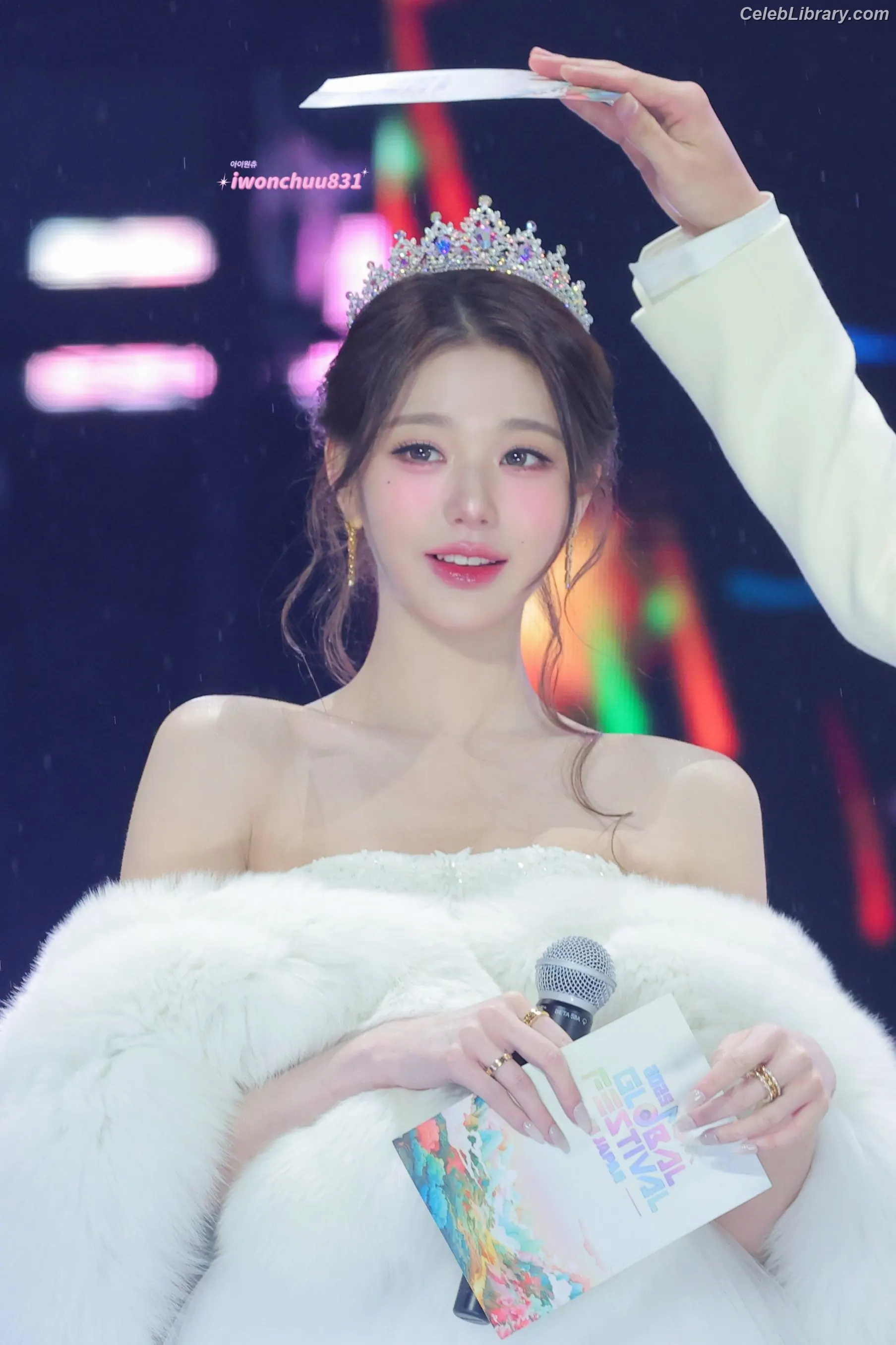 Jang Won-young  장원영 WONYOUNG photo 10 of 5845