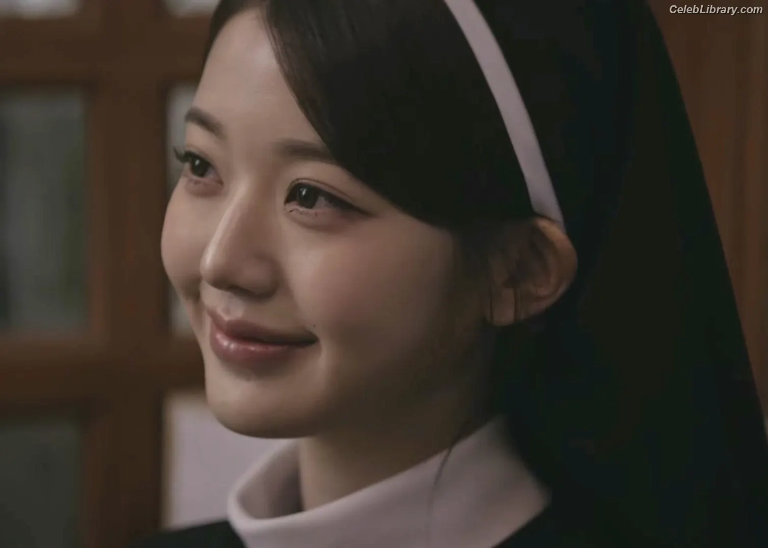 Jang Won-young  장원영 WONYOUNG photo 16 of 5845