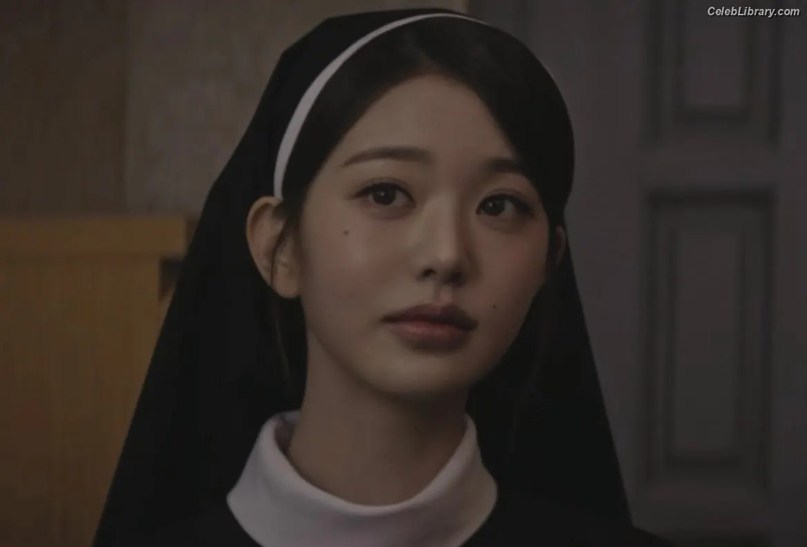 Jang Won-young  장원영 WONYOUNG photo 20 of 5845