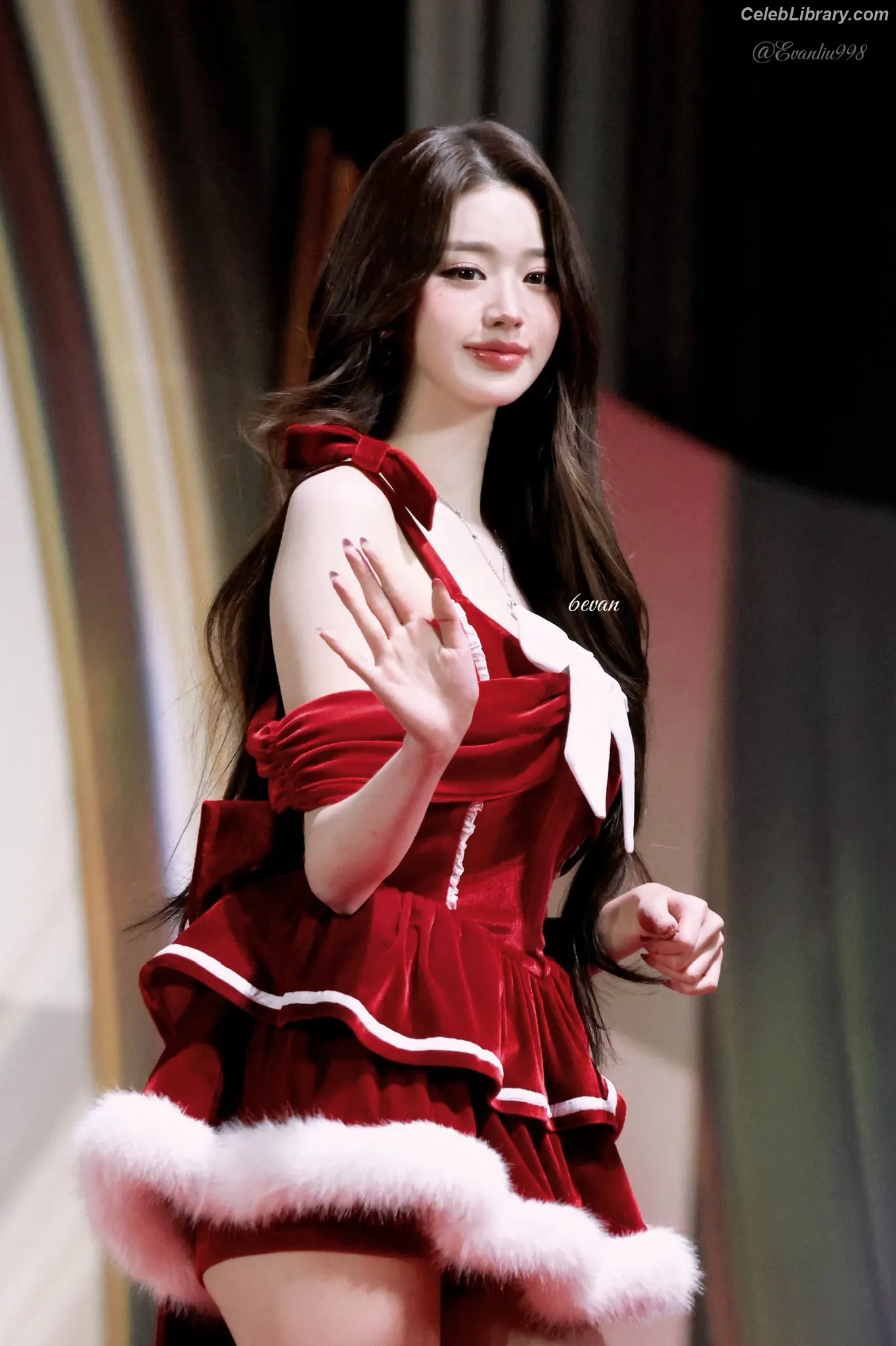 Jang Won-young  장원영 WONYOUNG photo 21 of 5845