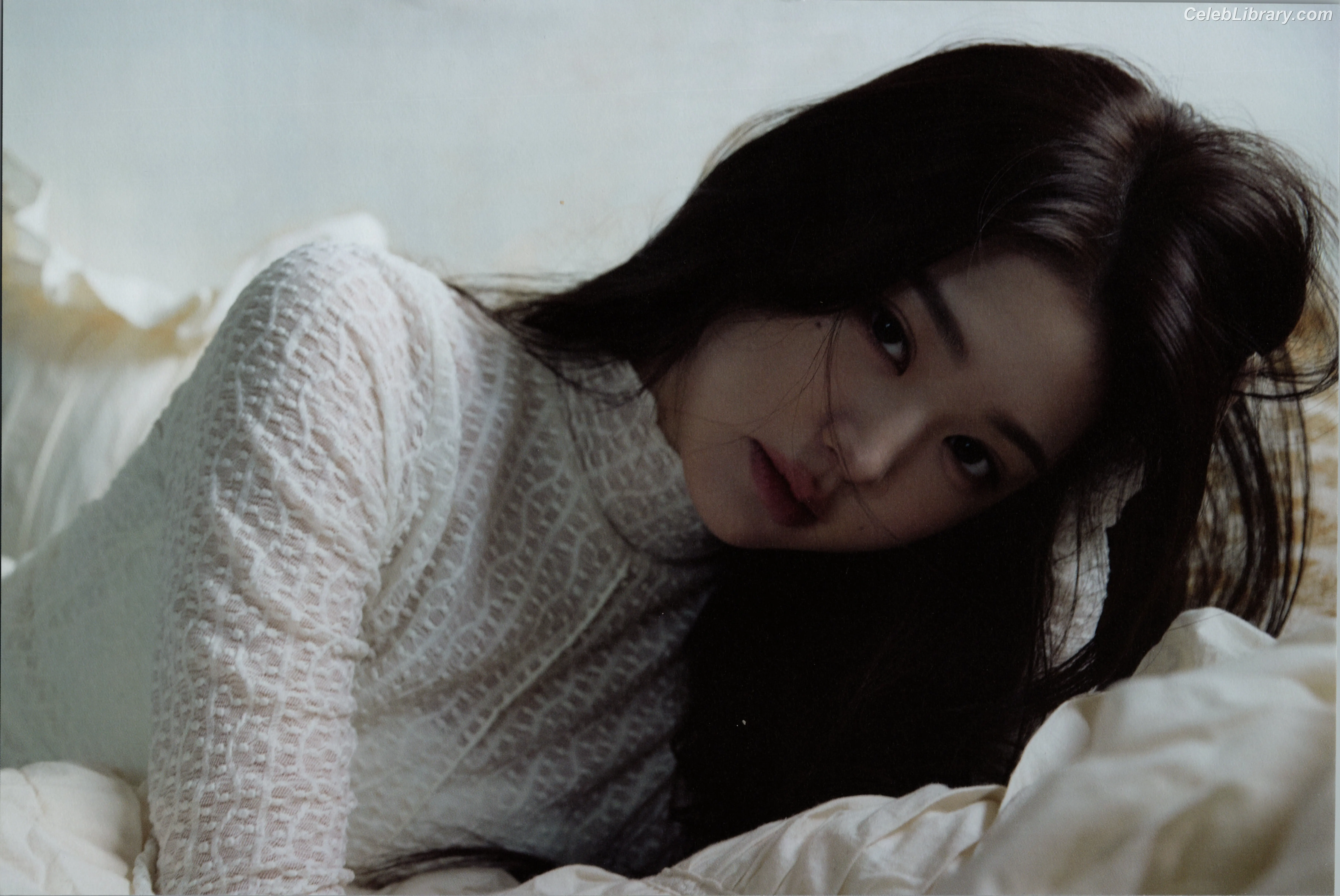 Jang Won-young  장원영 WONYOUNG photo 7 of 5845