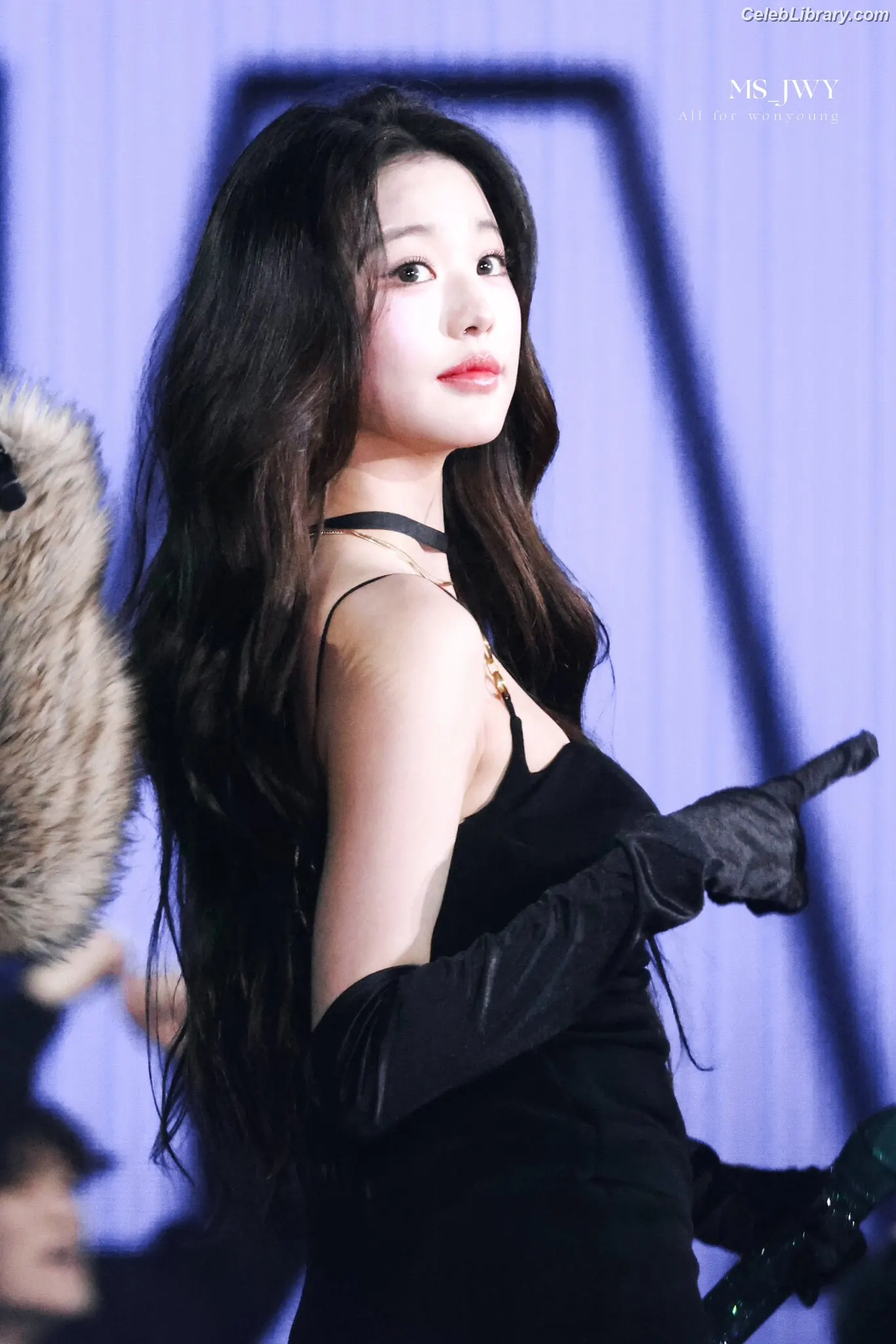 Jang Won-young 장원영 WONYOUNG photo 1 of 5845