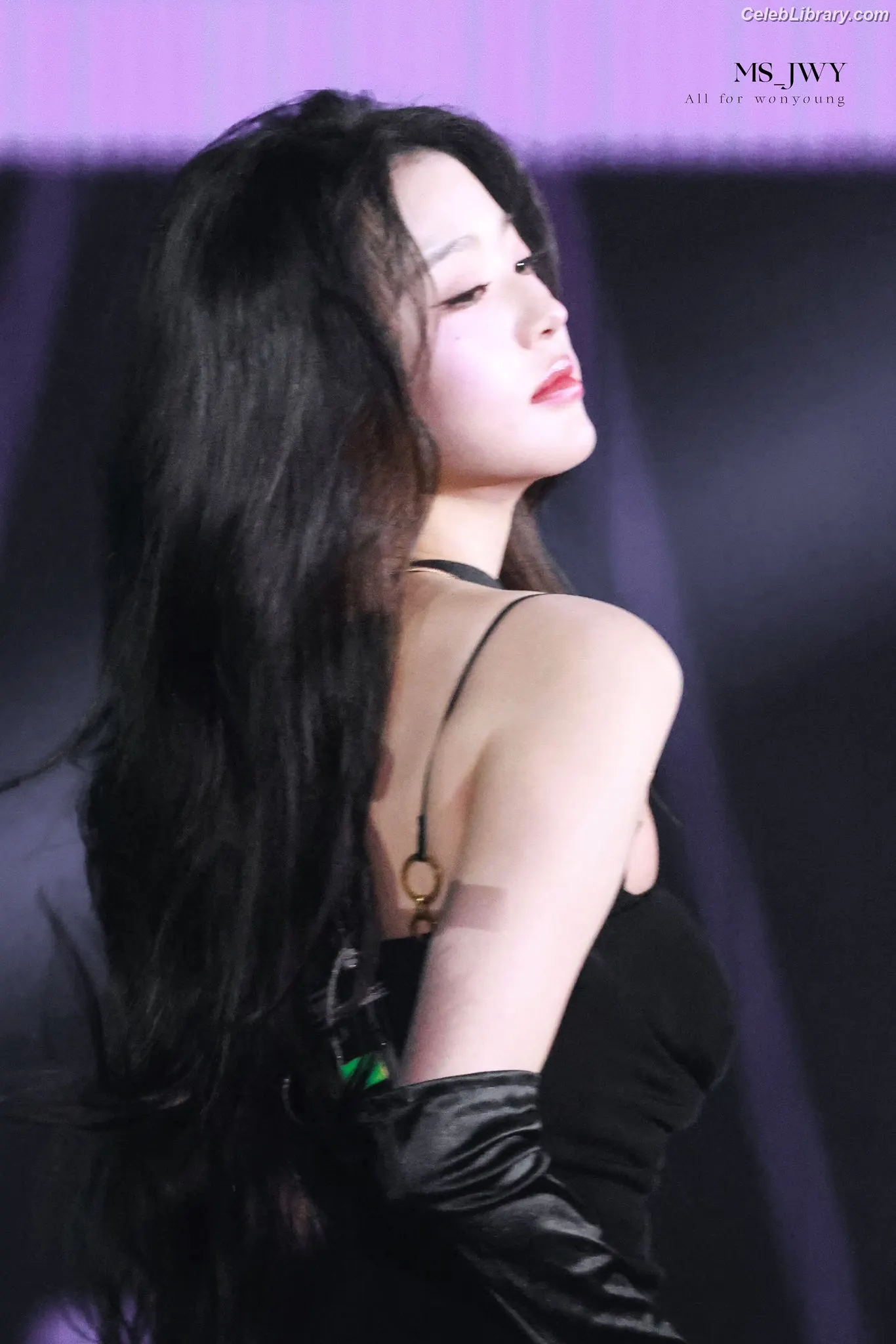 Jang Won-young 장원영 WONYOUNG photo 10 of 5845