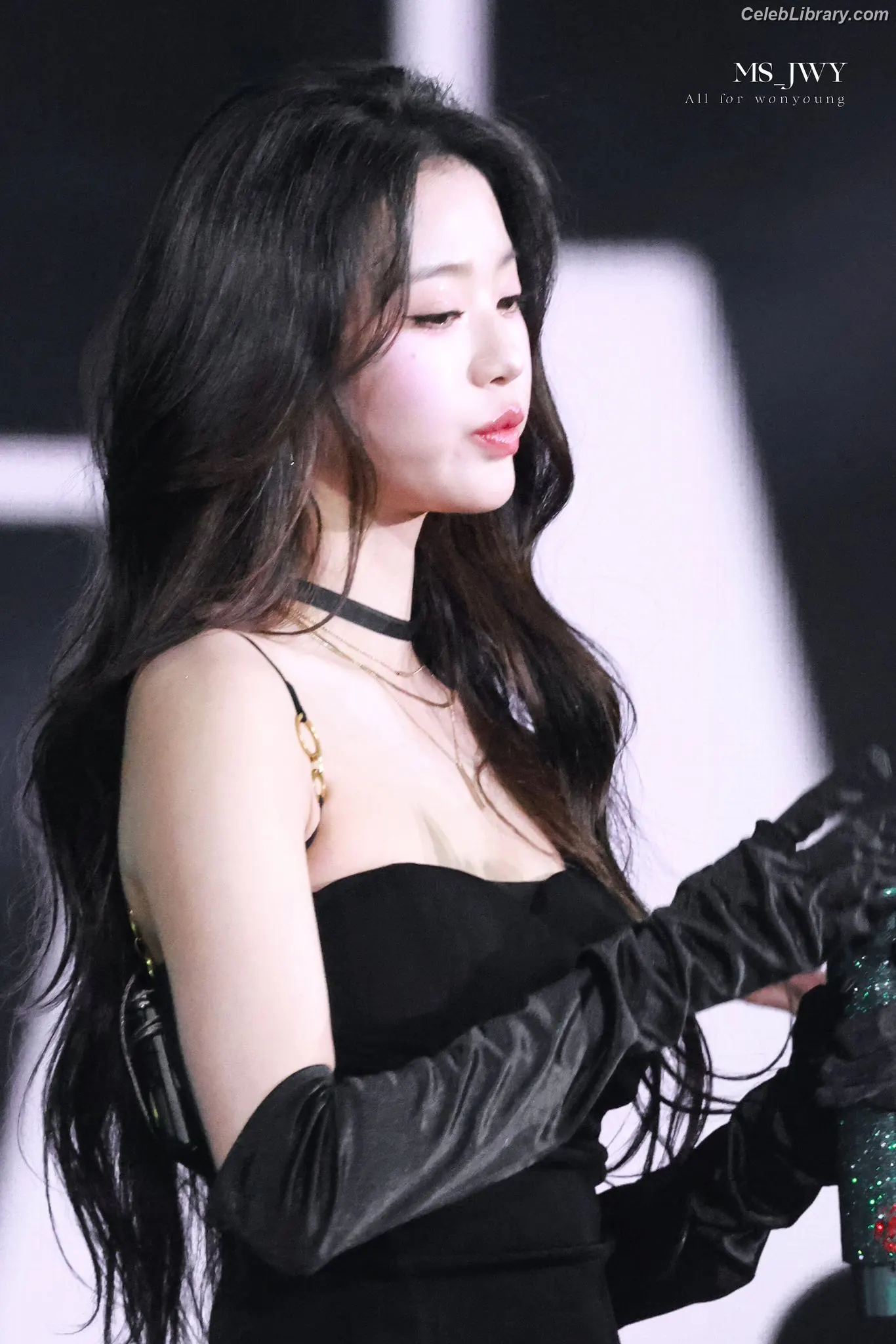 Jang Won-young 장원영 WONYOUNG photo 12 of 5845