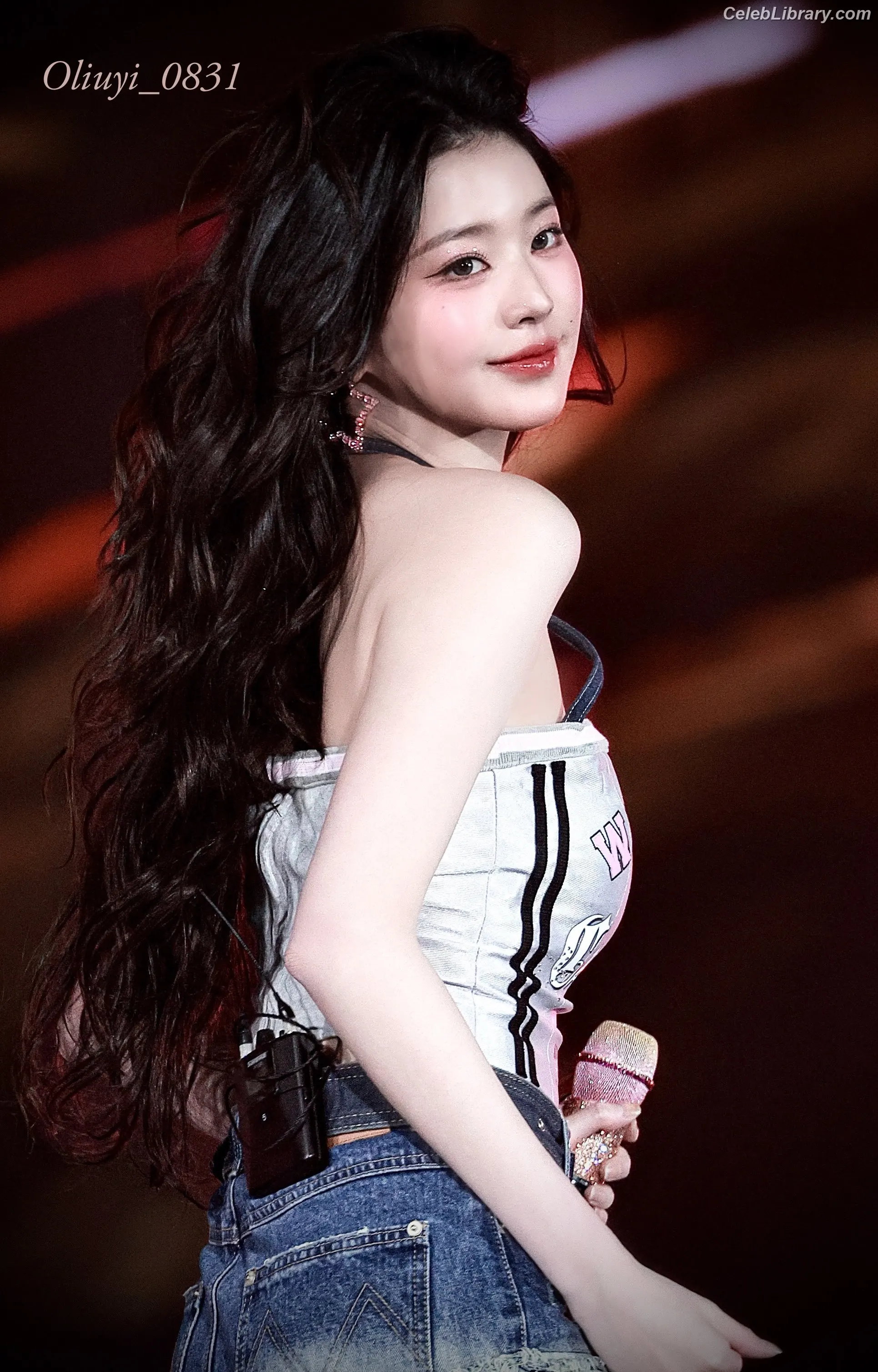 Jang Won-young  장원영 WONYOUNG photo 1 of 5845