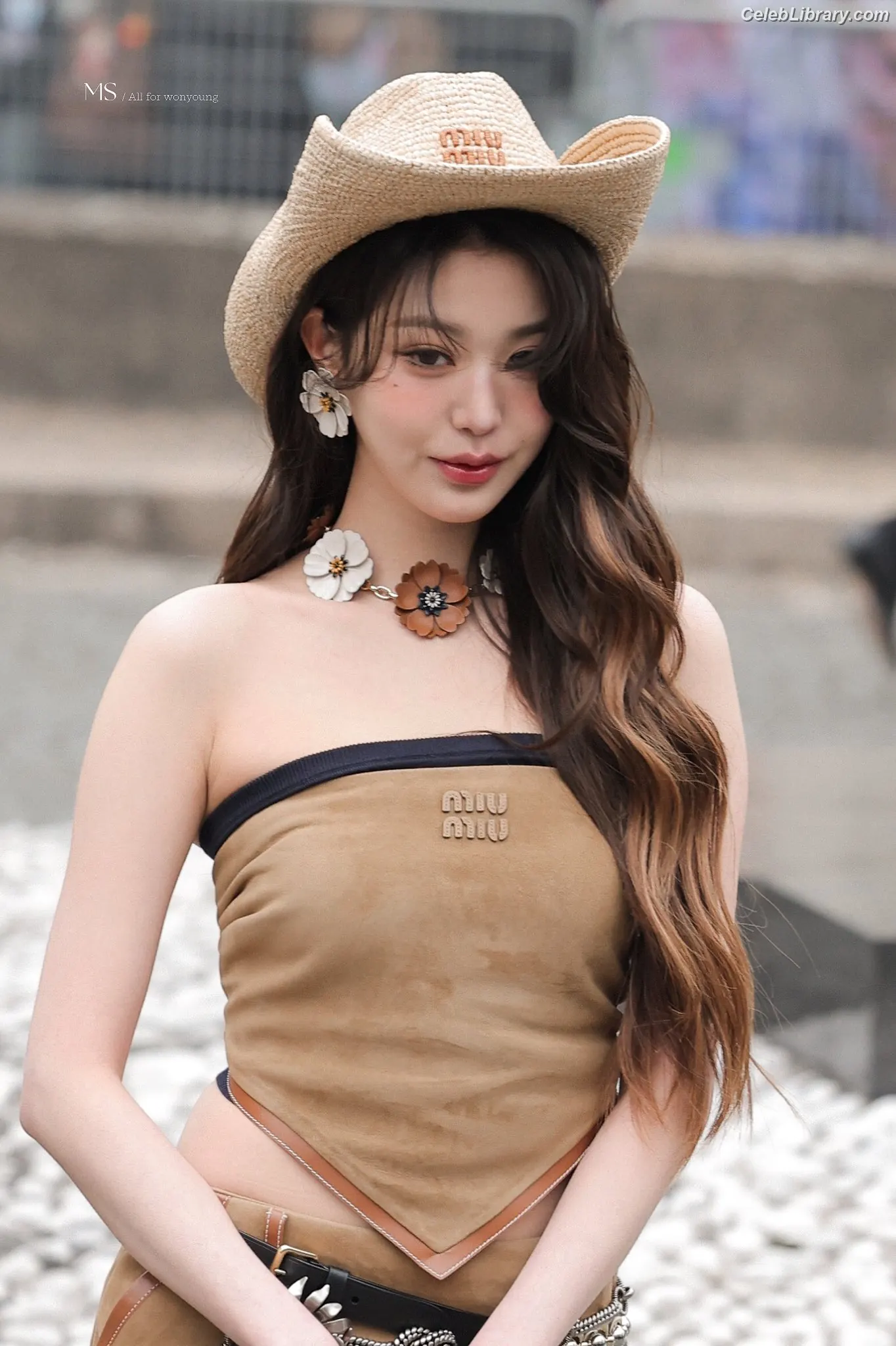 Jang Won-young  장원영 WONYOUNG photo 17 of 5845