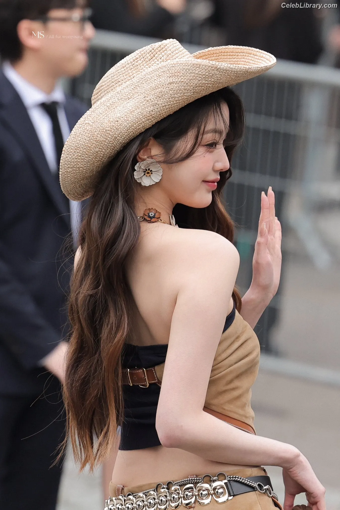 Jang Won-young  장원영 WONYOUNG photo 10 of 5845
