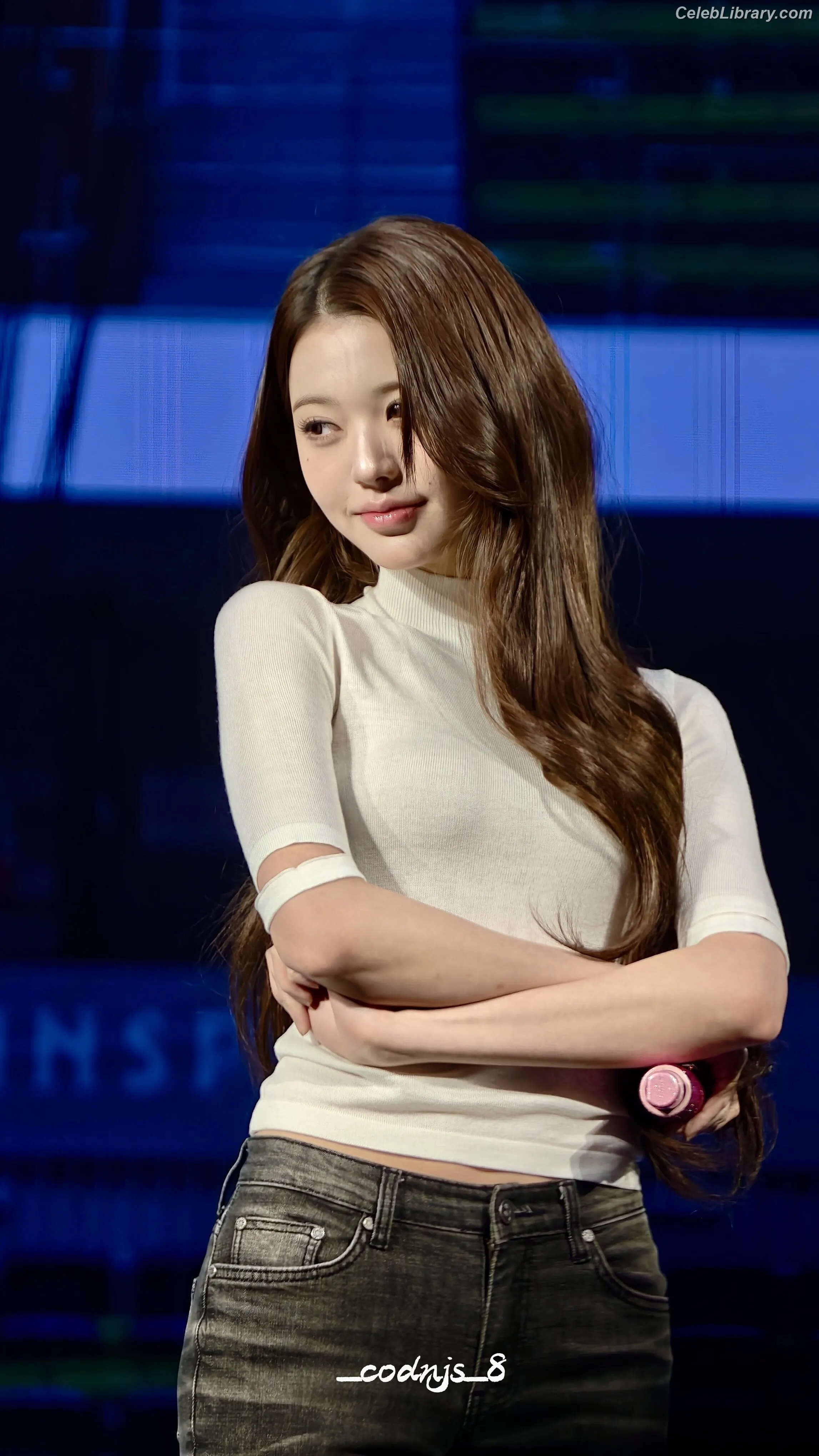 Jang Won-young  장원영 WONYOUNG photo 14 of 5845