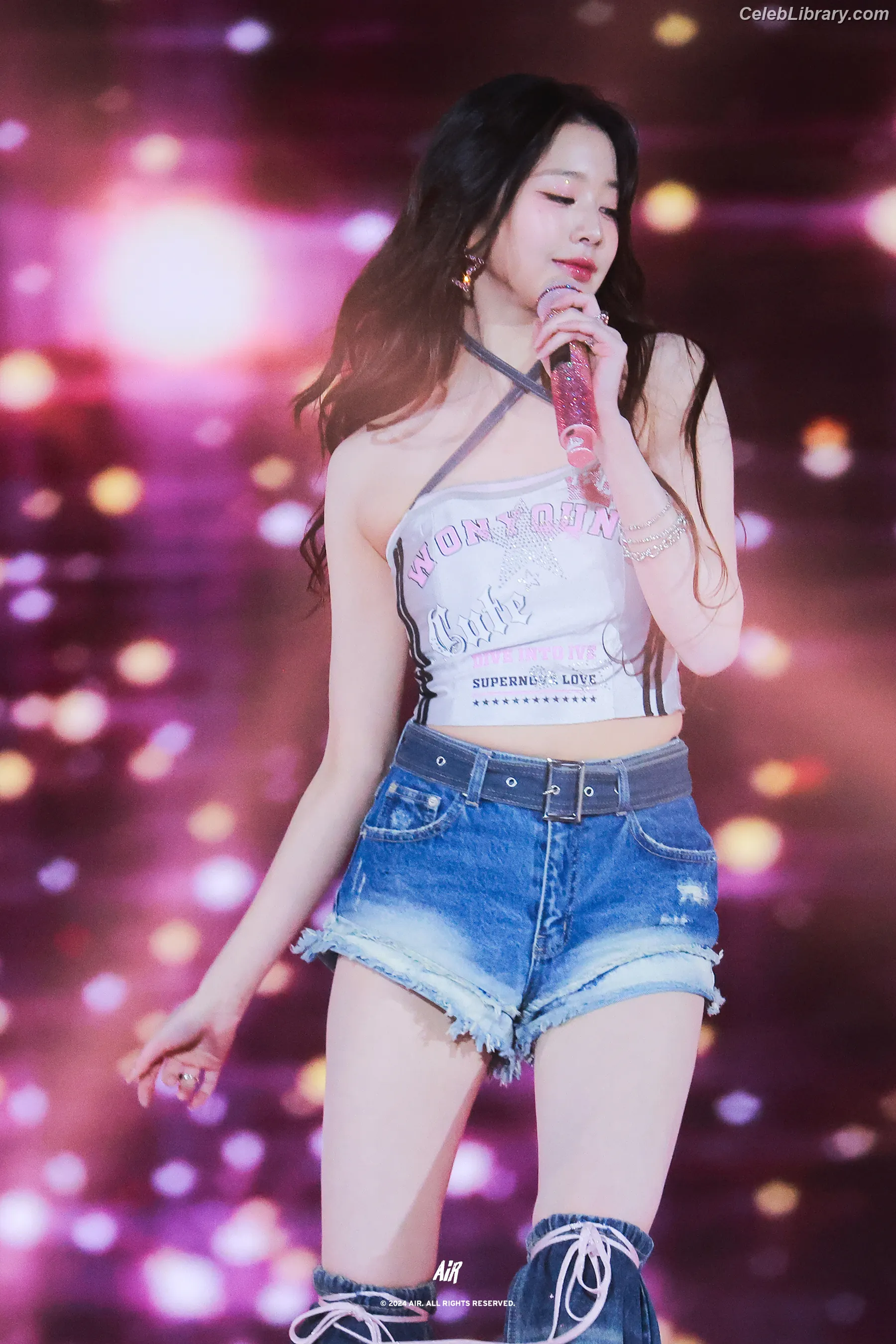 Jang Won-young  장원영 WONYOUNG photo 22 of 5845