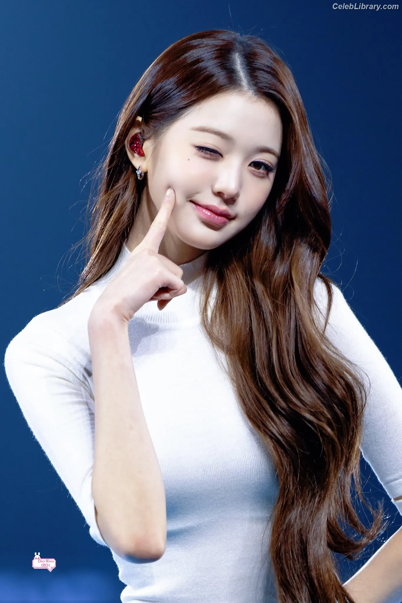 Jang Won-young  장원영 WONYOUNG photo 22 of 5845