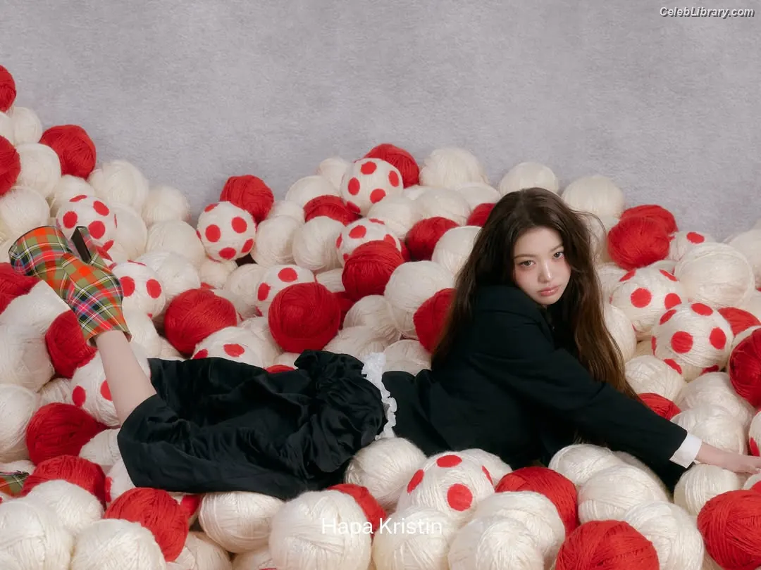 Jang Won-young 장원영 WONYOUNG photo 18 of 5845