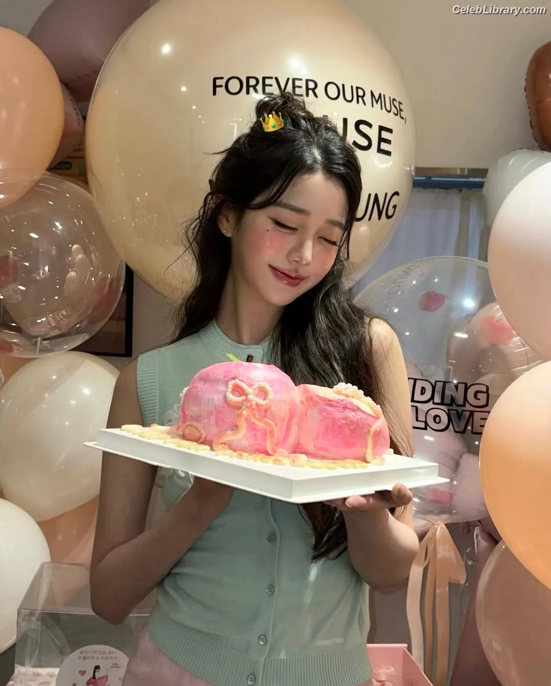Jang Won-young 장원영 WONYOUNG photo 7 of 5845