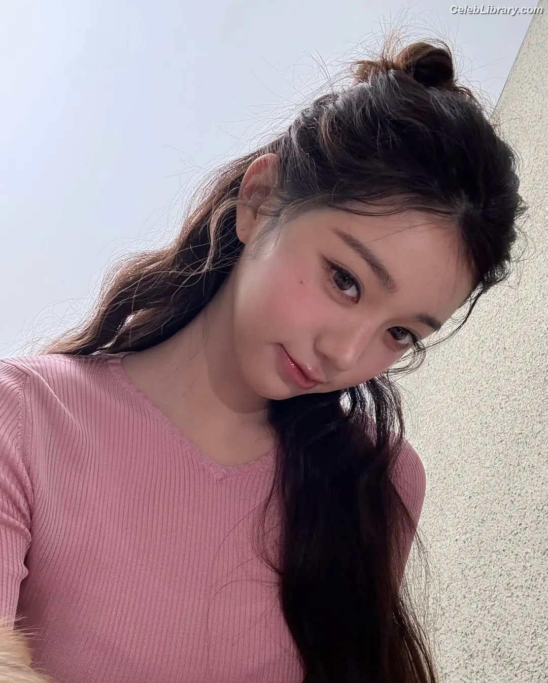 Jang Won-young 장원영 WONYOUNG photo 14 of 5845