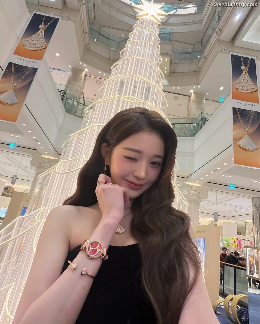 Jang Won-young  장원영 WONYOUNG photo 18 of 5845