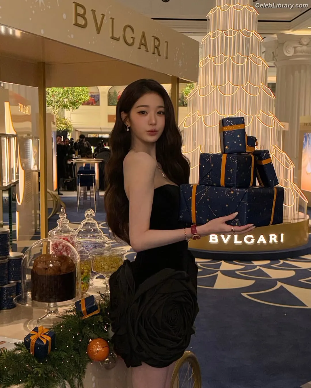 Jang Won-young  장원영 WONYOUNG photo 21 of 5845