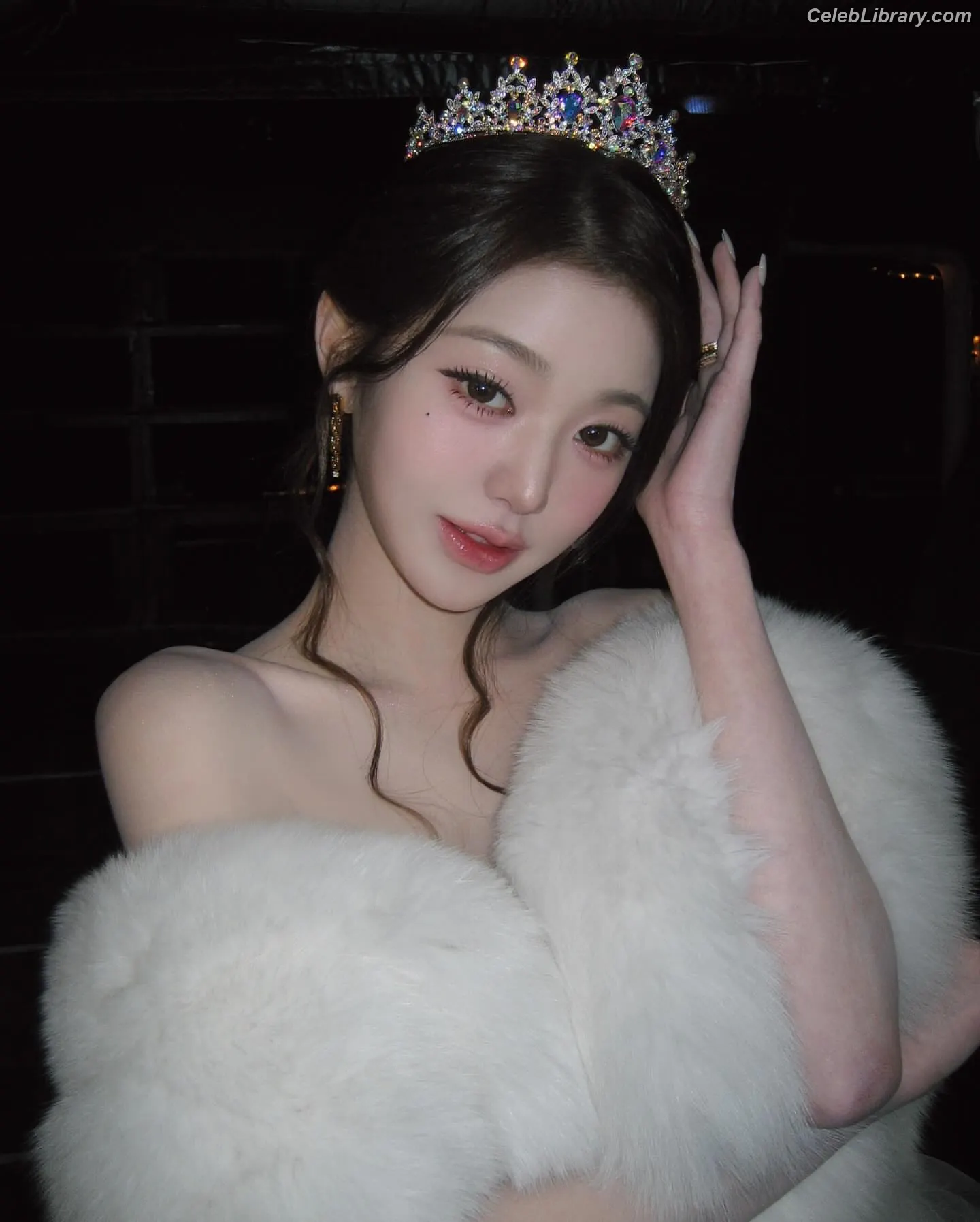 Jang Won-young  장원영 WONYOUNG photo 4 of 5845