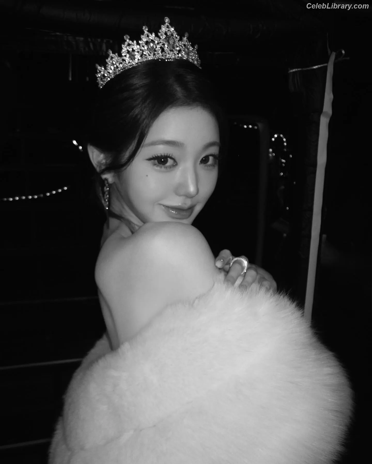 Jang Won-young  장원영 WONYOUNG photo 7 of 5845