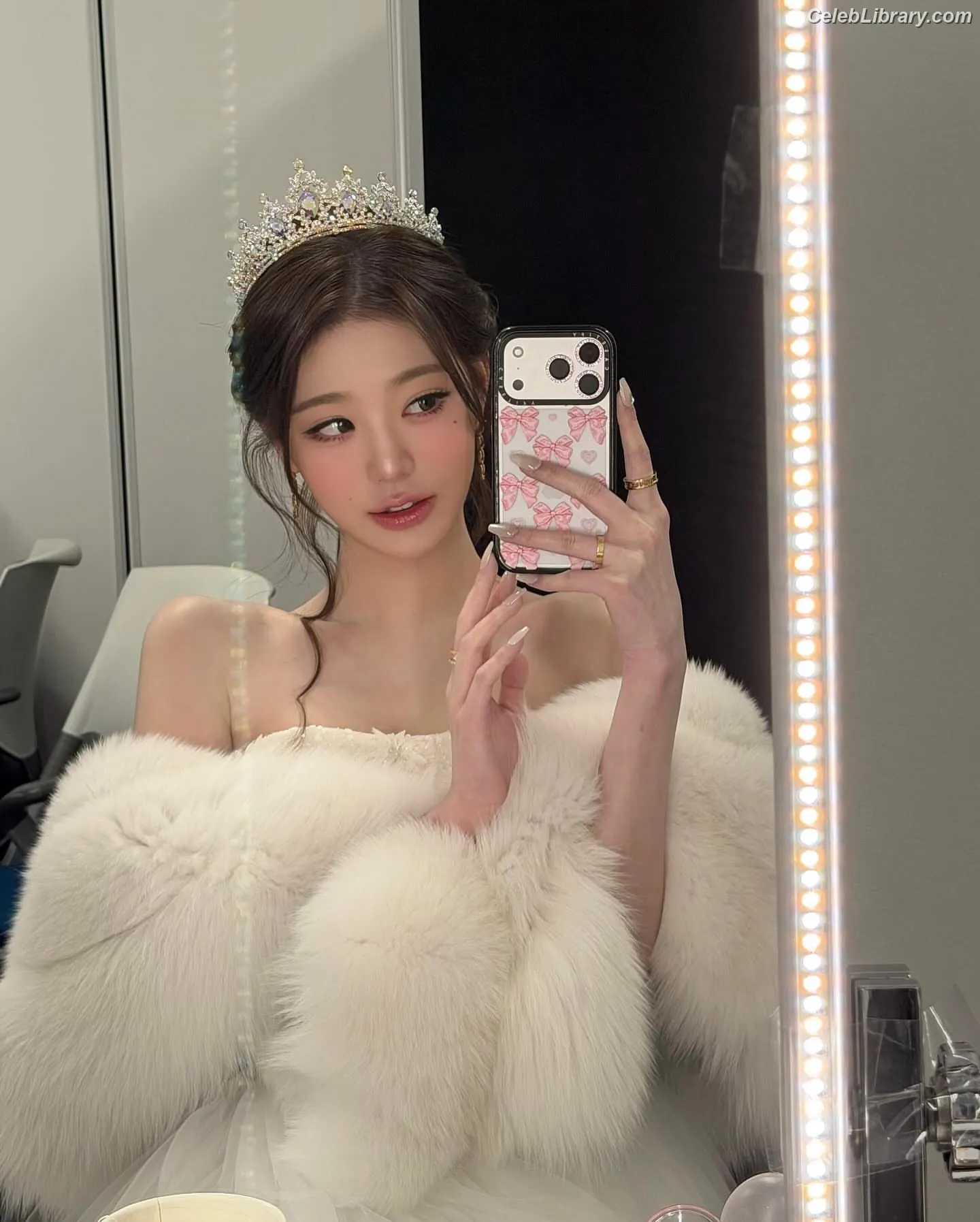 Jang Won-young  장원영 WONYOUNG photo 13 of 5845