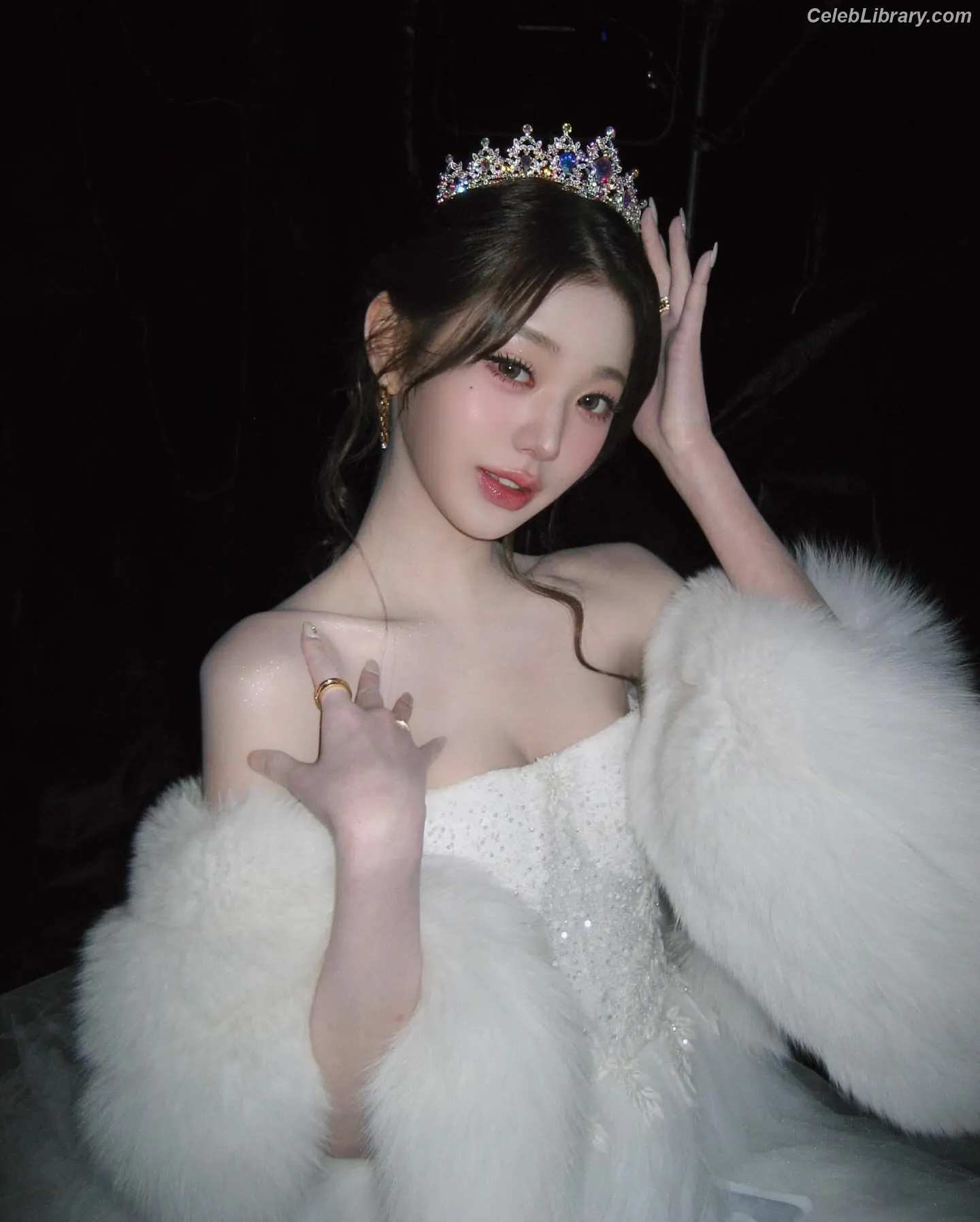 Jang Won-young  장원영 WONYOUNG photo 14 of 5845