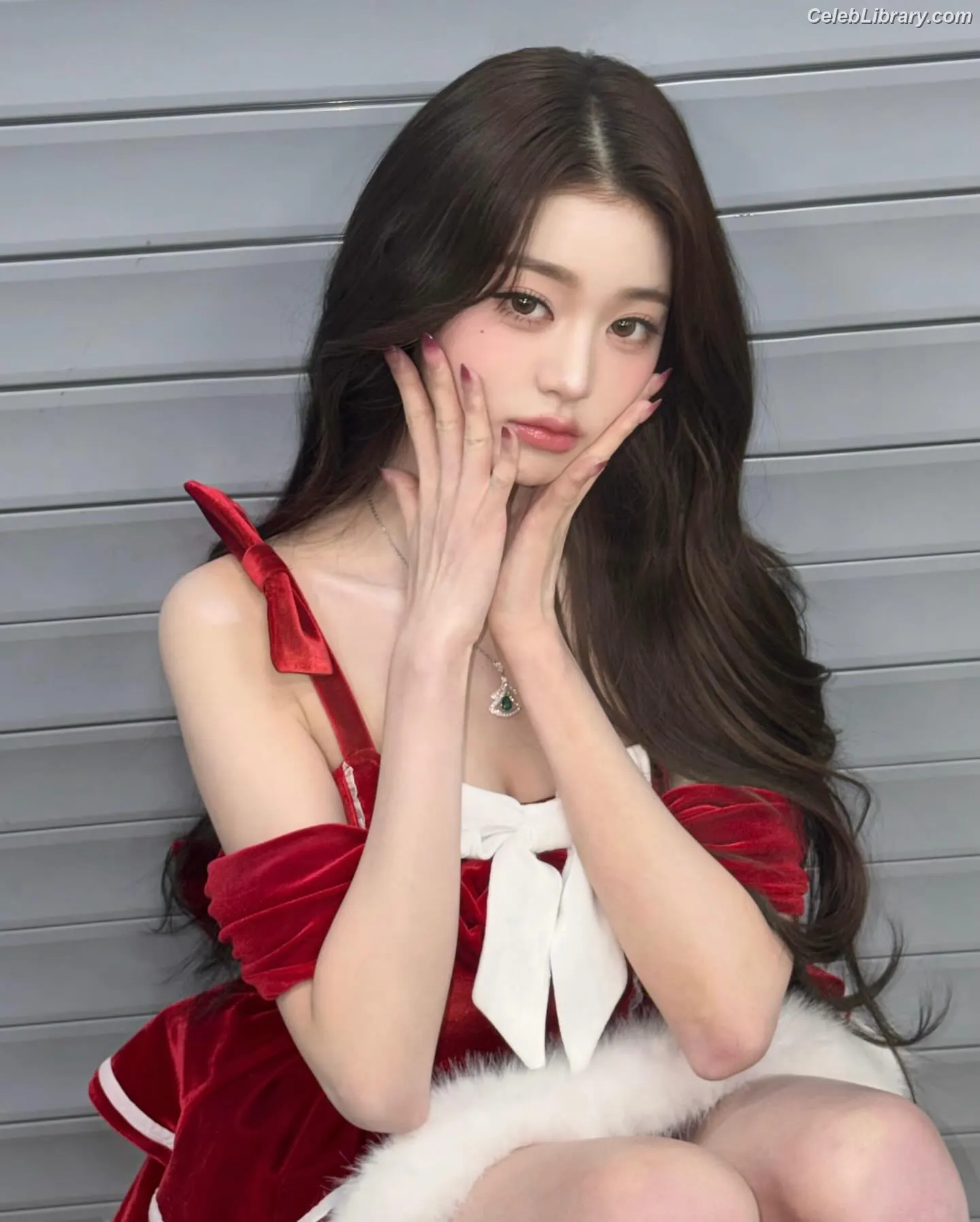 Jang Won-young  장원영 WONYOUNG photo 17 of 5845
