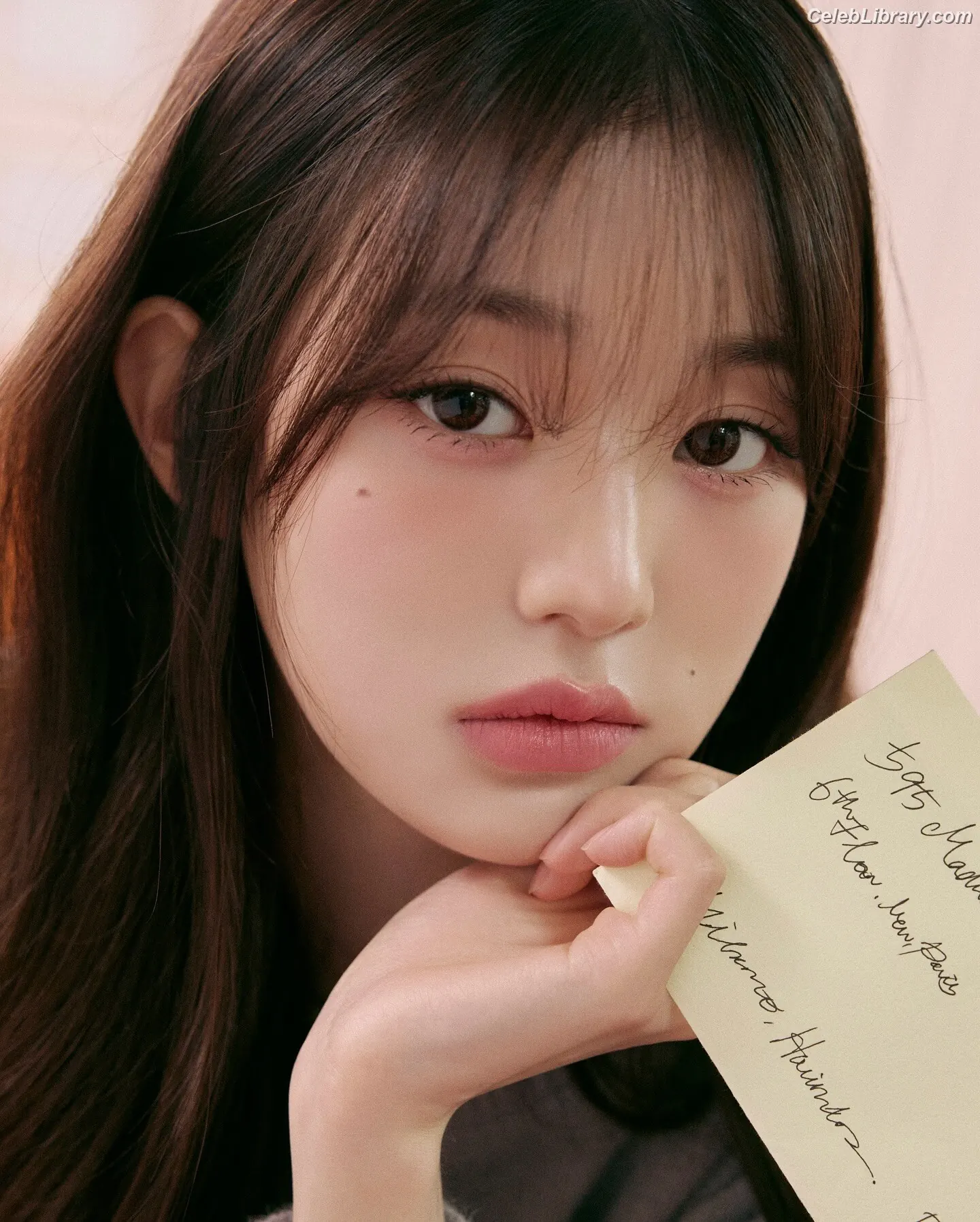 Jang Won-young 장원영 WONYOUNG photo 23 of 5845