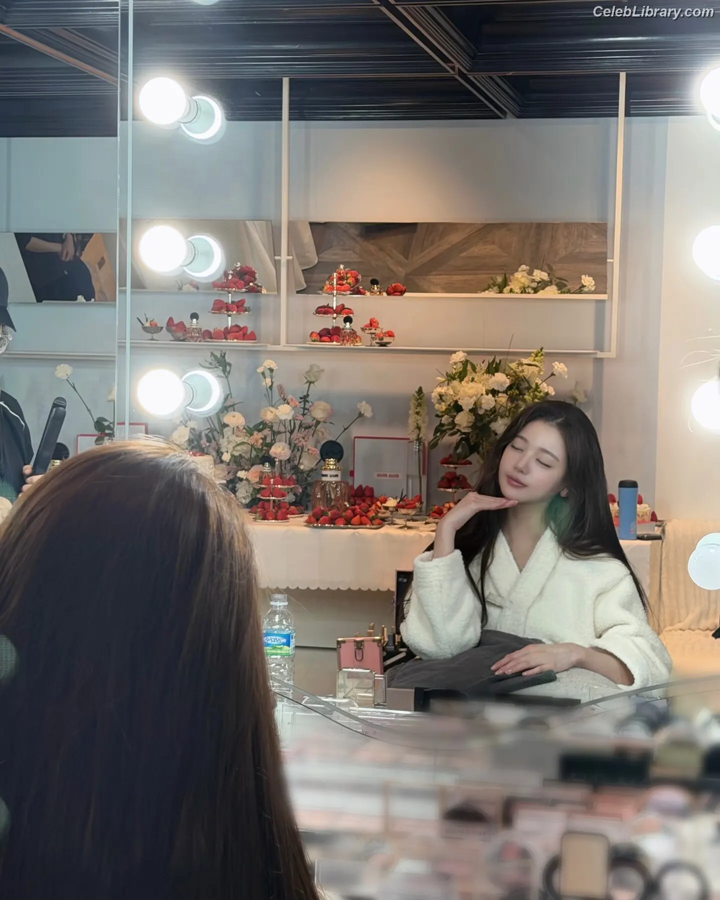 Jang Won-young 장원영 WONYOUNG photo 16 of 5845
