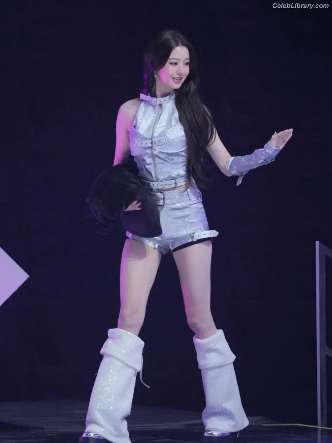 Jang Won-young  장원영 WONYOUNG photo 15 of 5845