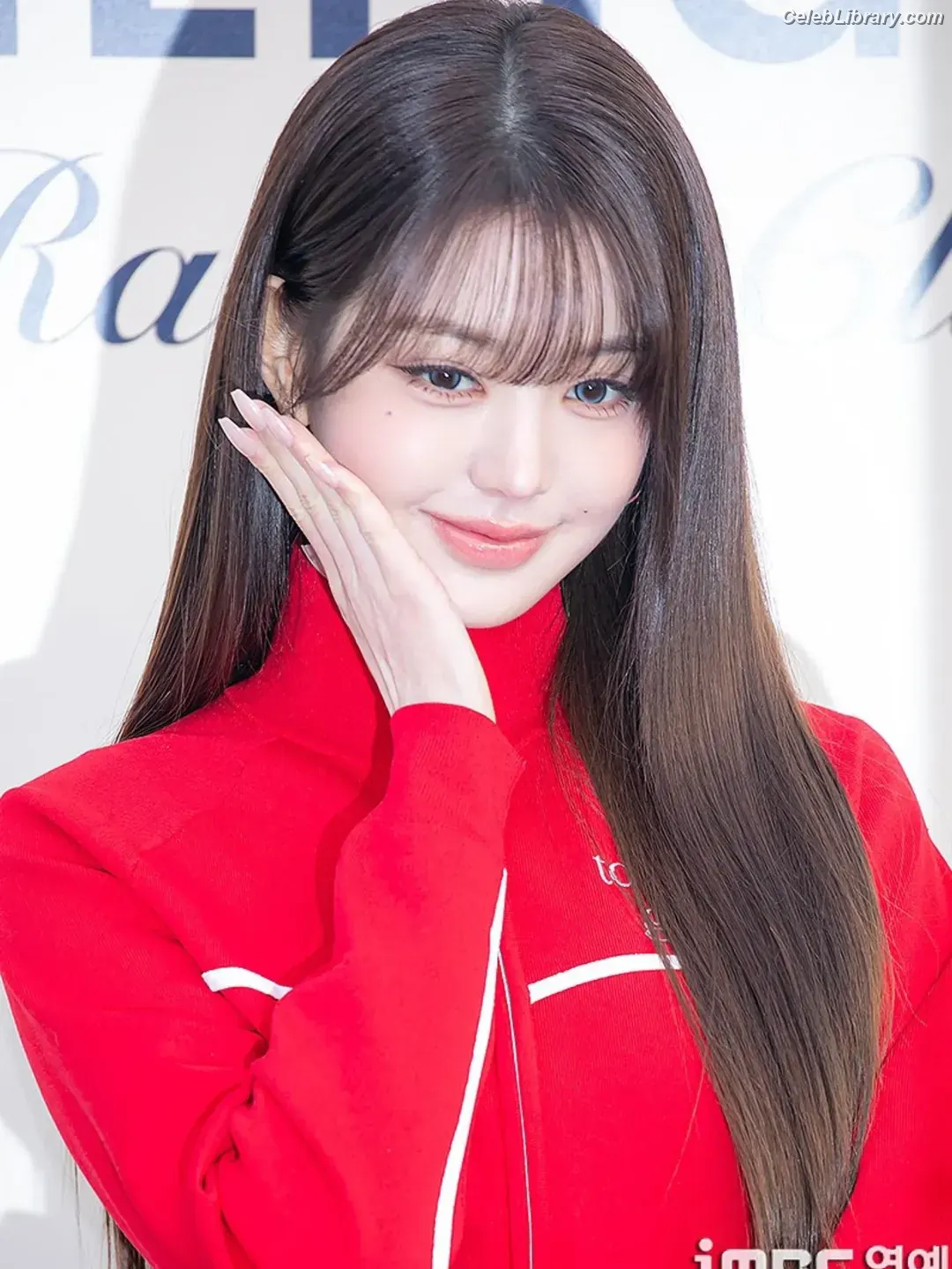 Jang Won-young  장원영 WONYOUNG photo 18 of 5845