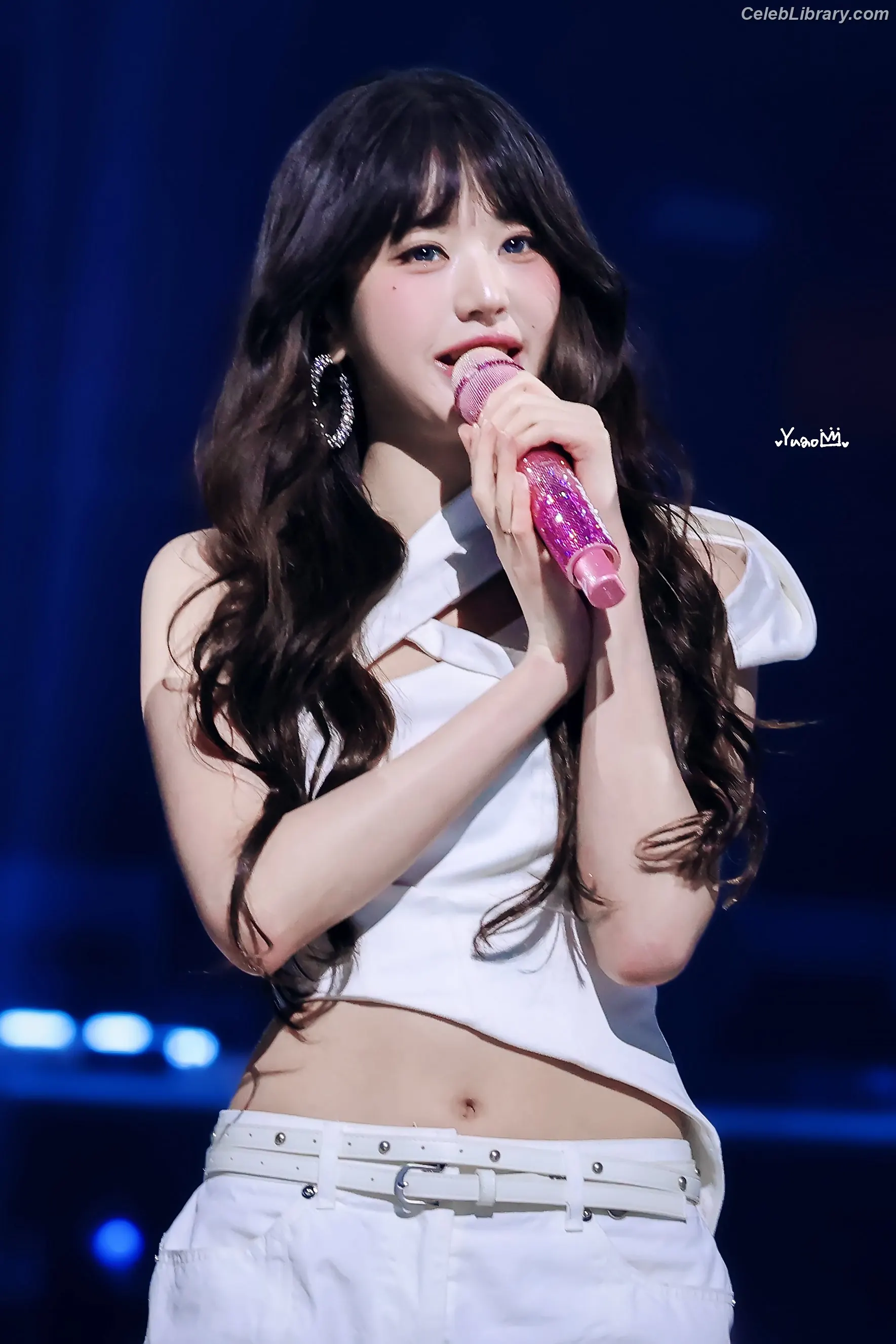 Jang Won-young 장원영 WONYOUNG photo 13 of 5845