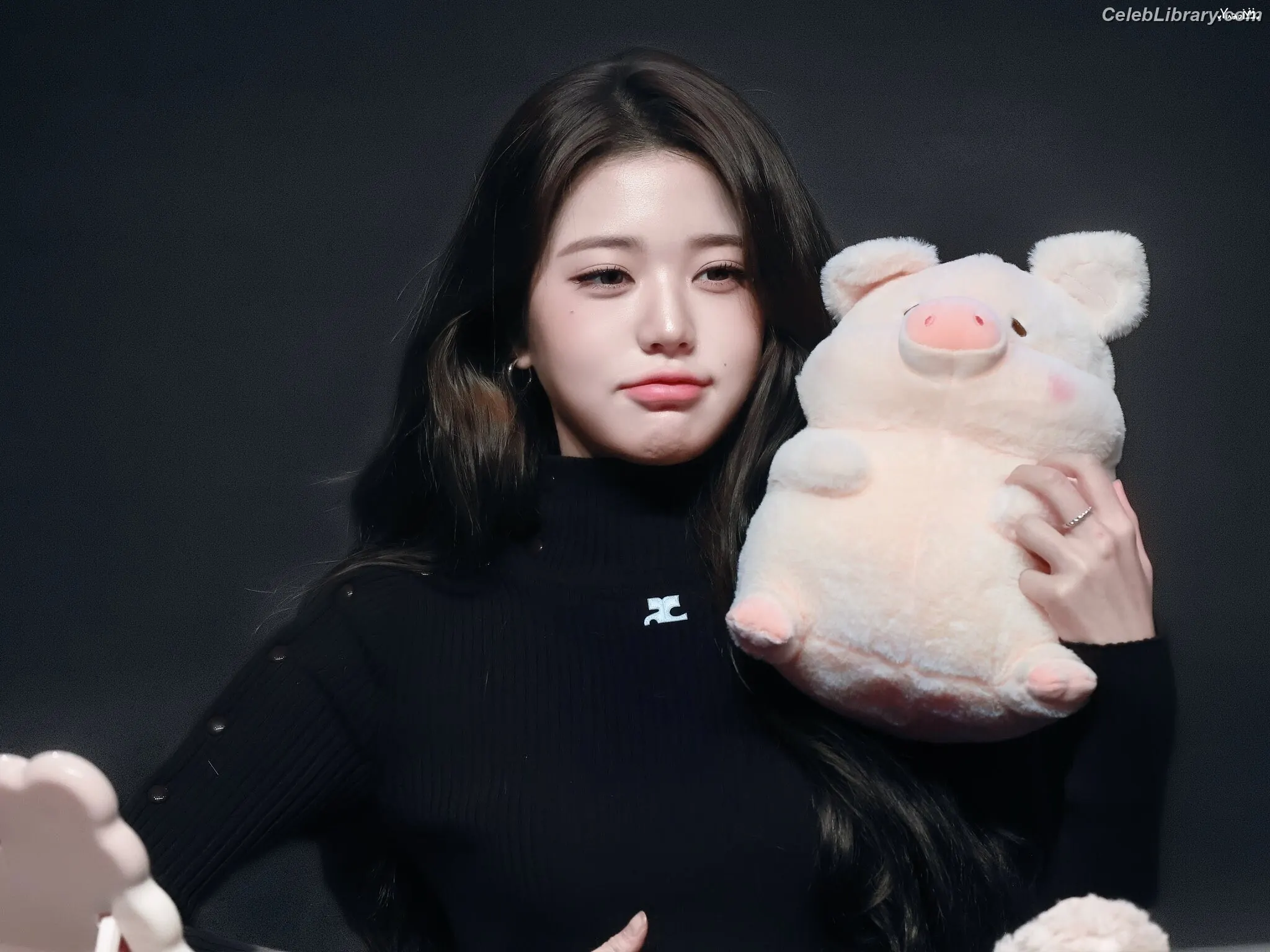 Jang Won-young 장원영 WONYOUNG photo 19 of 5845