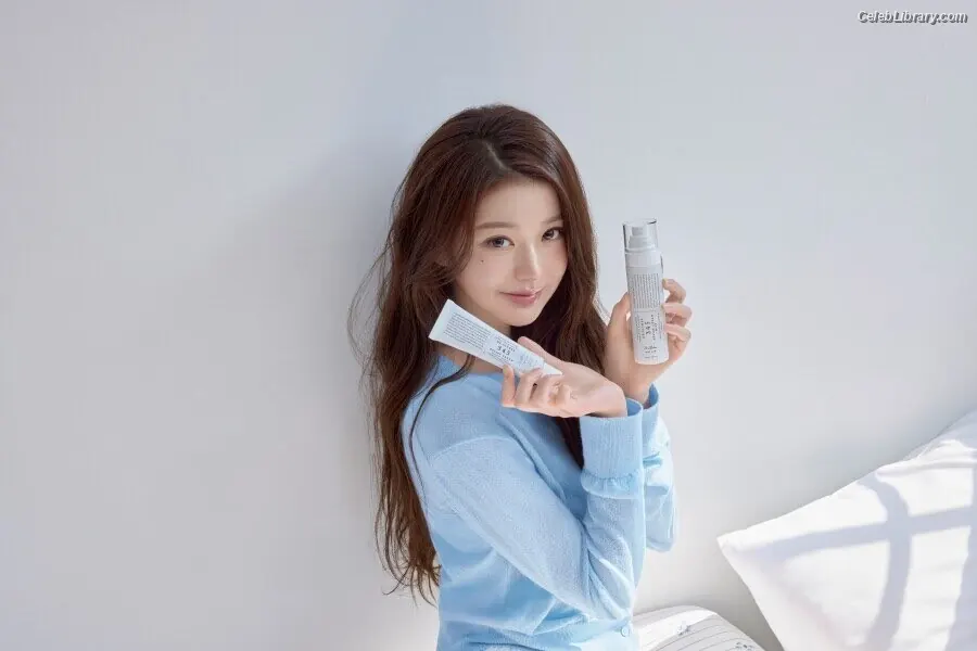 Jang Won-young 장원영 WONYOUNG photo 2 of 5845