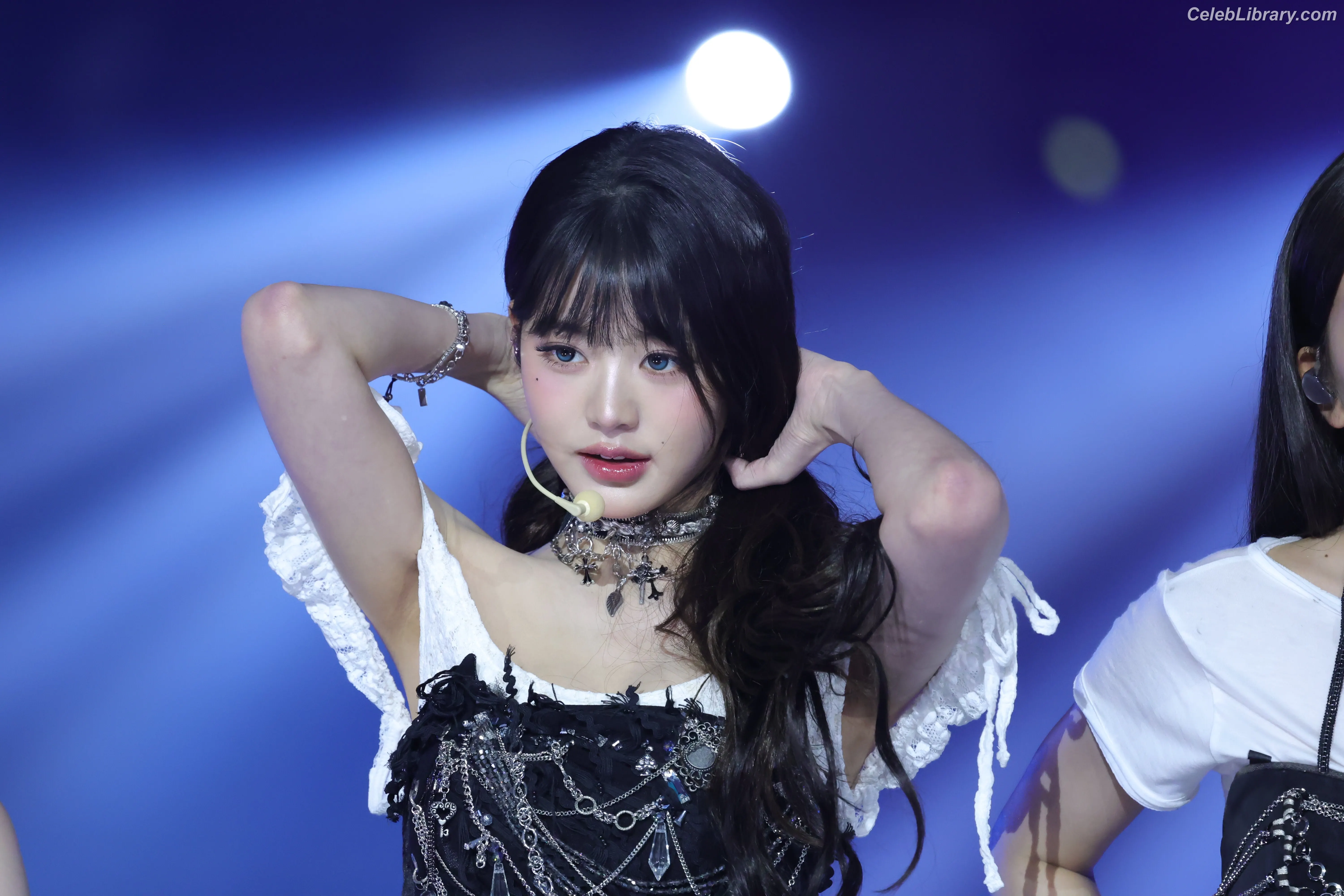Jang Won-young  장원영 WONYOUNG photo 10 of 5845