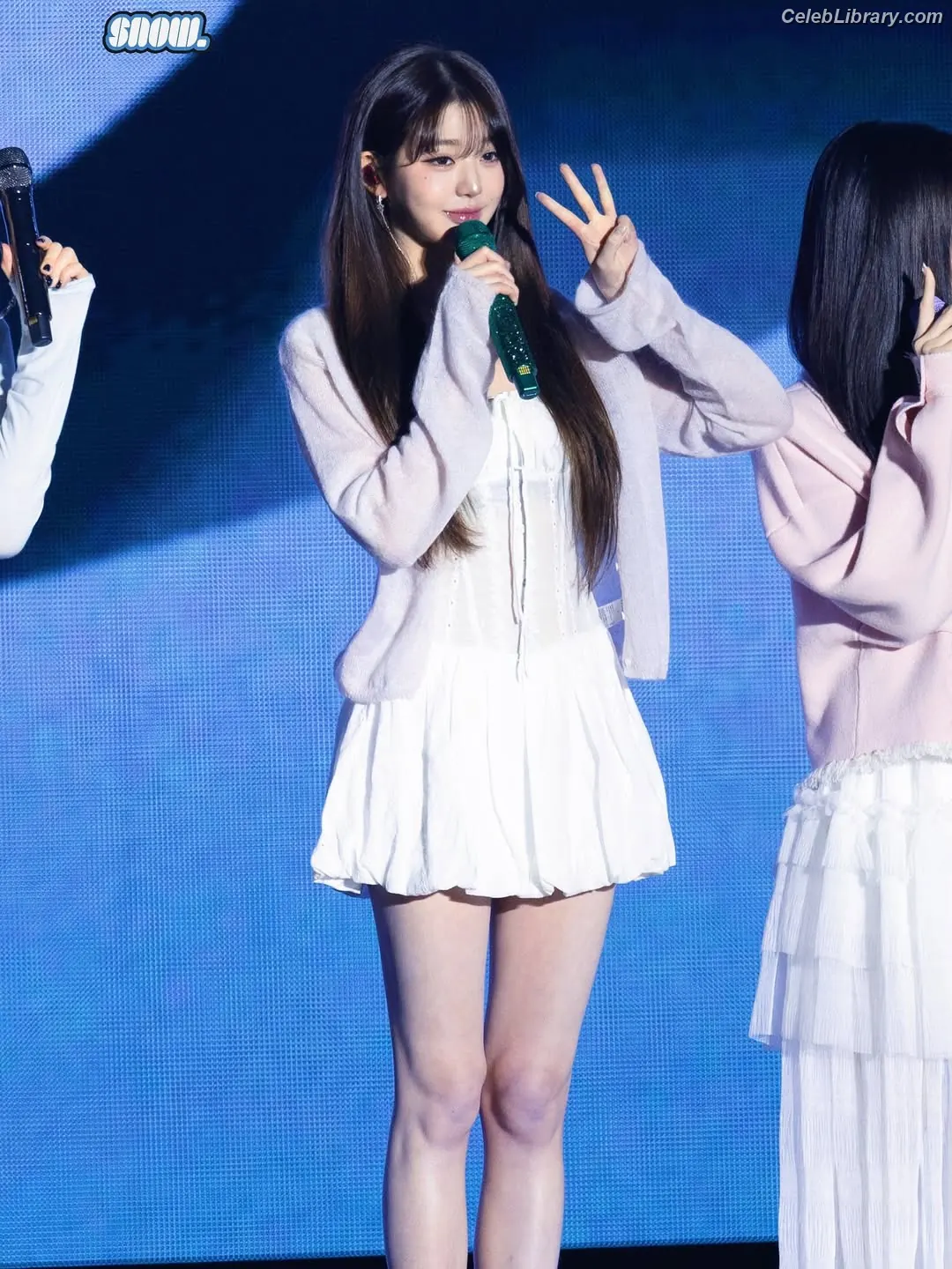 Jang Won-young  장원영 WONYOUNG photo 15 of 5845