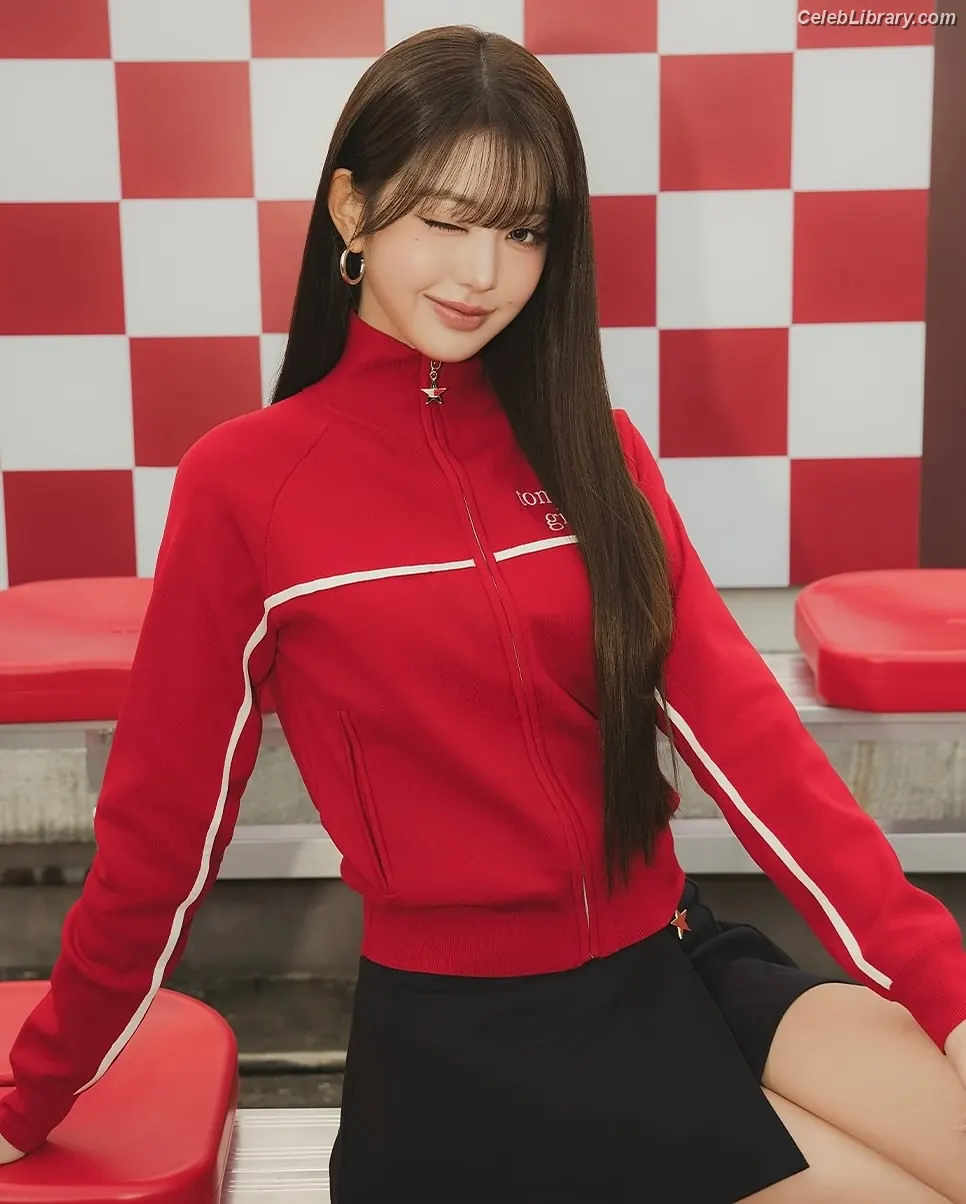 Jang Won-young  장원영 WONYOUNG photo 24 of 5845