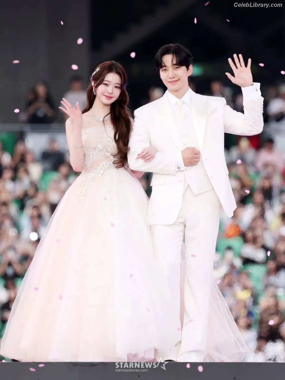 Jang Won-young 장원영 WONYOUNG photo 11 of 5845