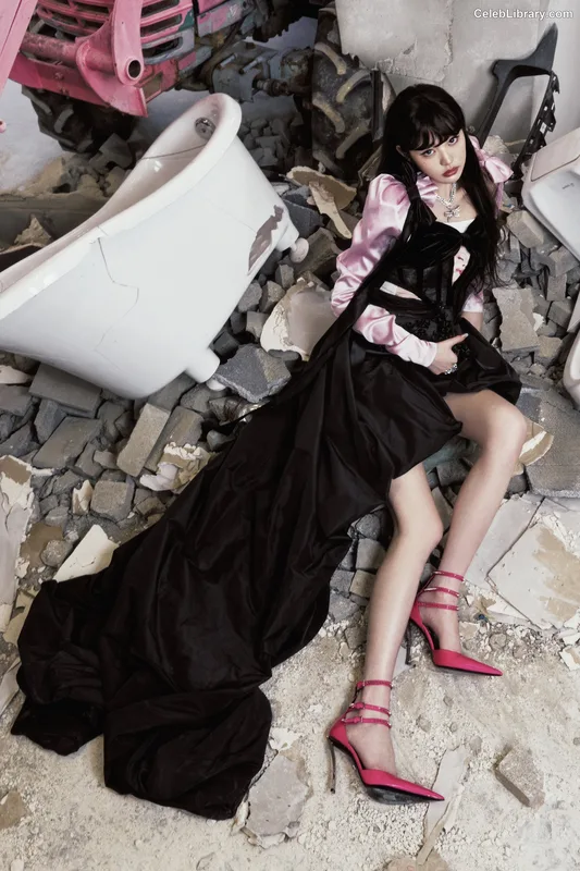 Jang Won-young  장원영 WONYOUNG photo 8 of 5846